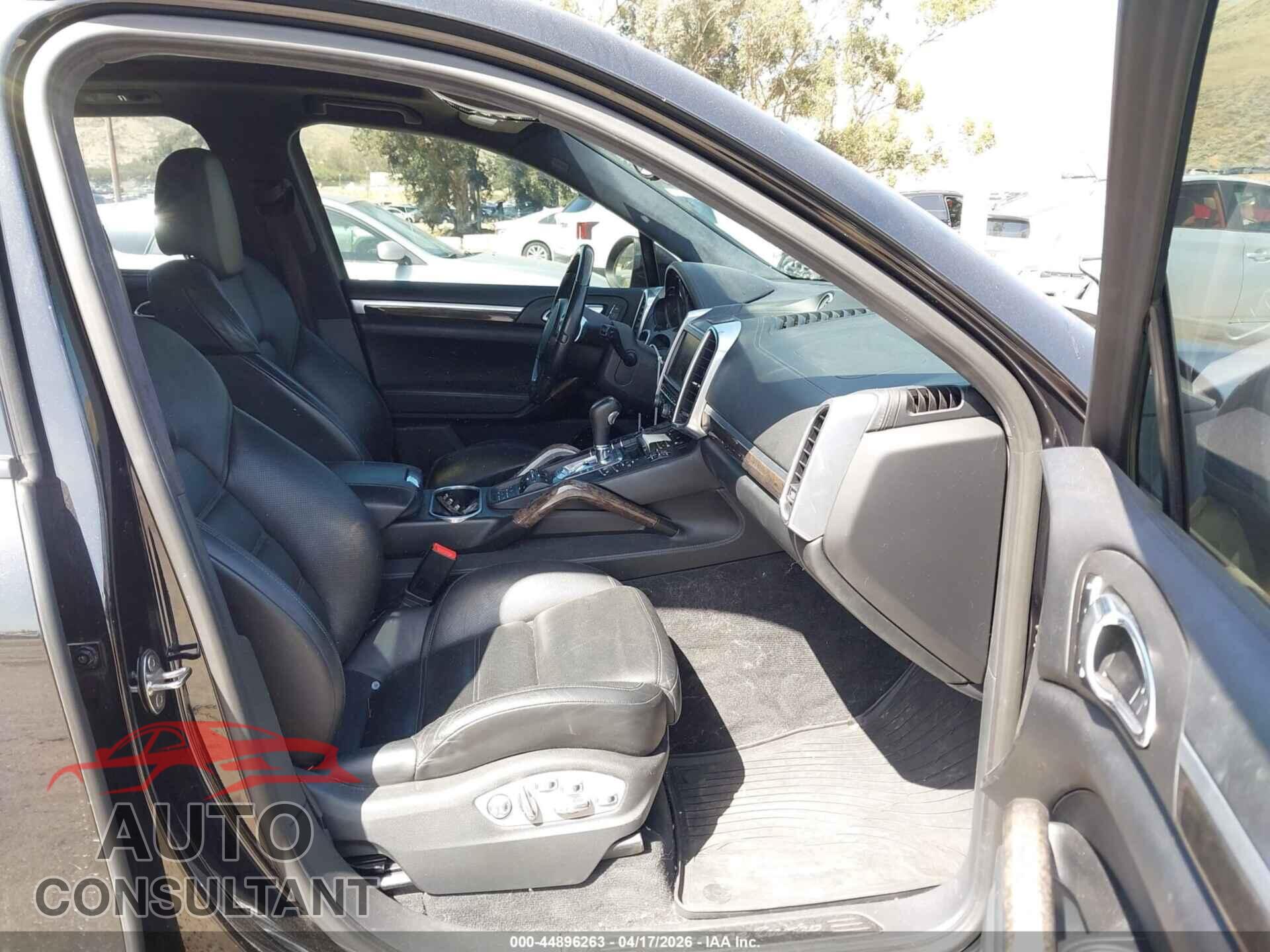 PORSCHE CAYENNE 2013 - WP1AC2A27DLA92671