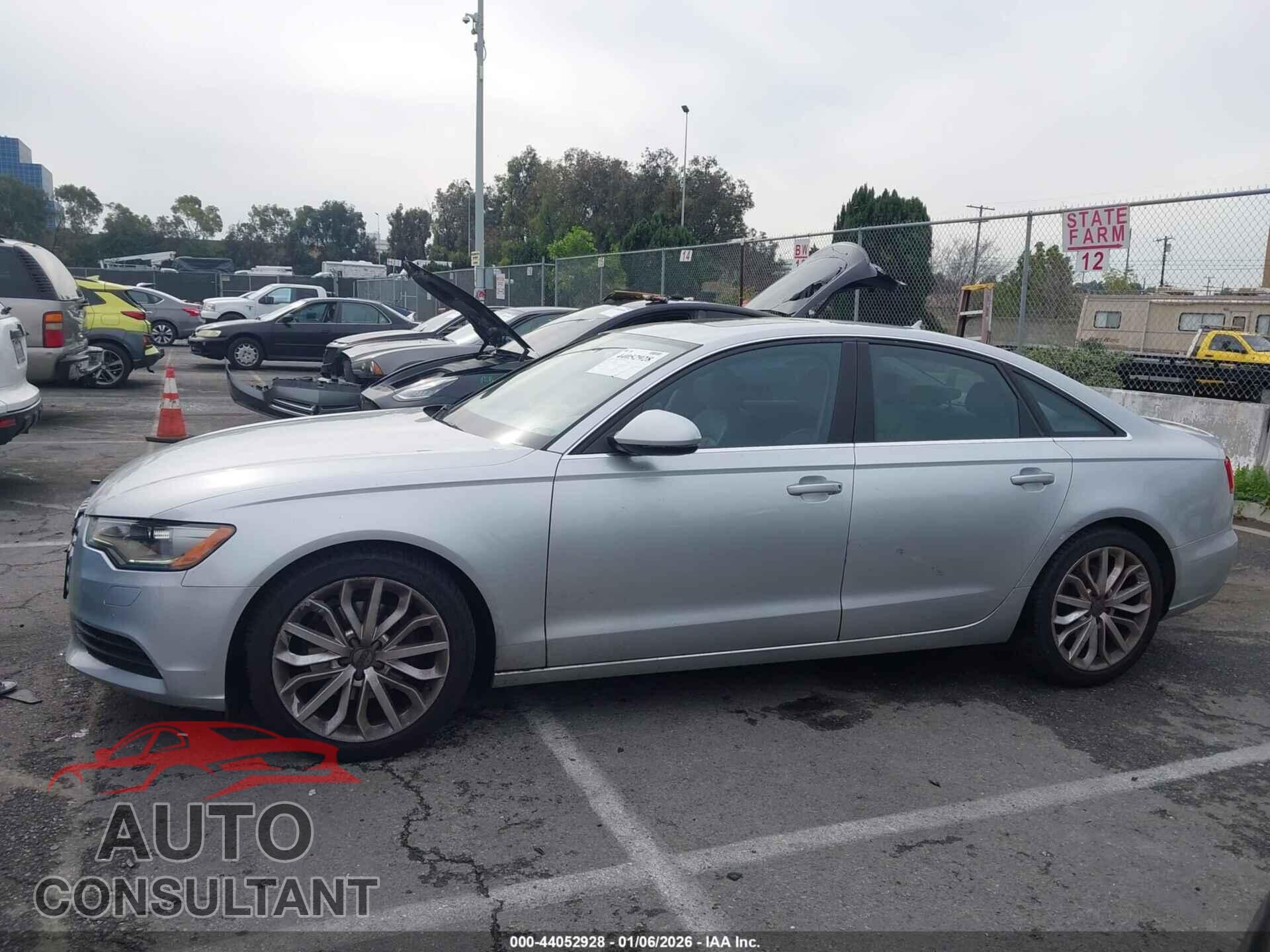AUDI A6 2013 - WAUGFAFC9DN059977