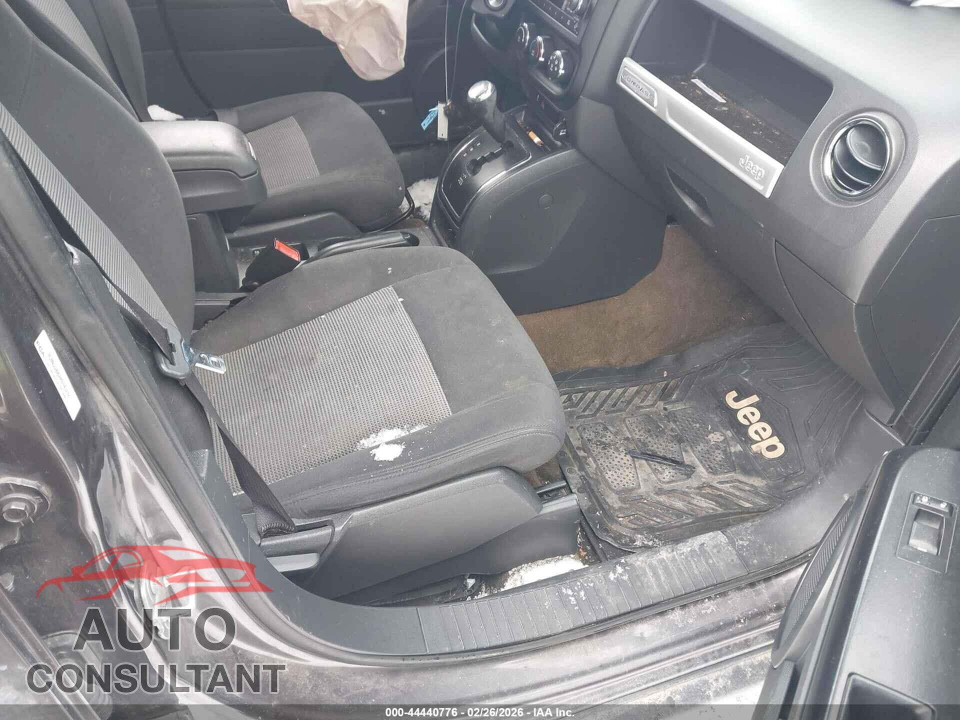 JEEP COMPASS 2017 - 1C4NJDBB2HD143772