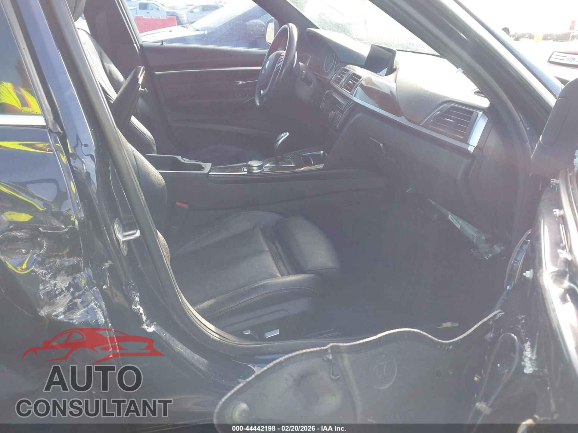 BMW 330I 2017 - WBA8D9C38HA005757