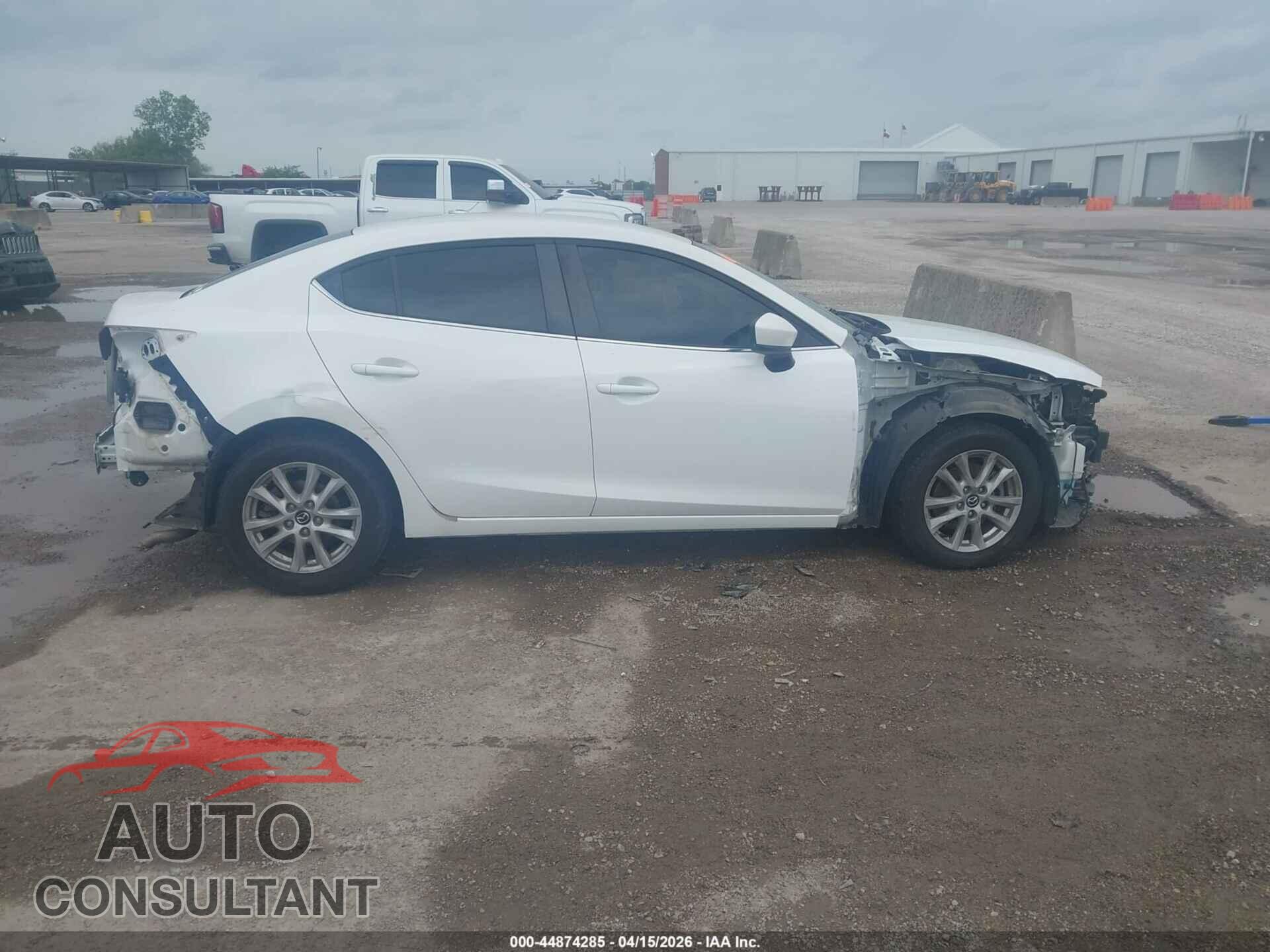MAZDA MAZDA3 2017 - 3MZBN1U73HM109209