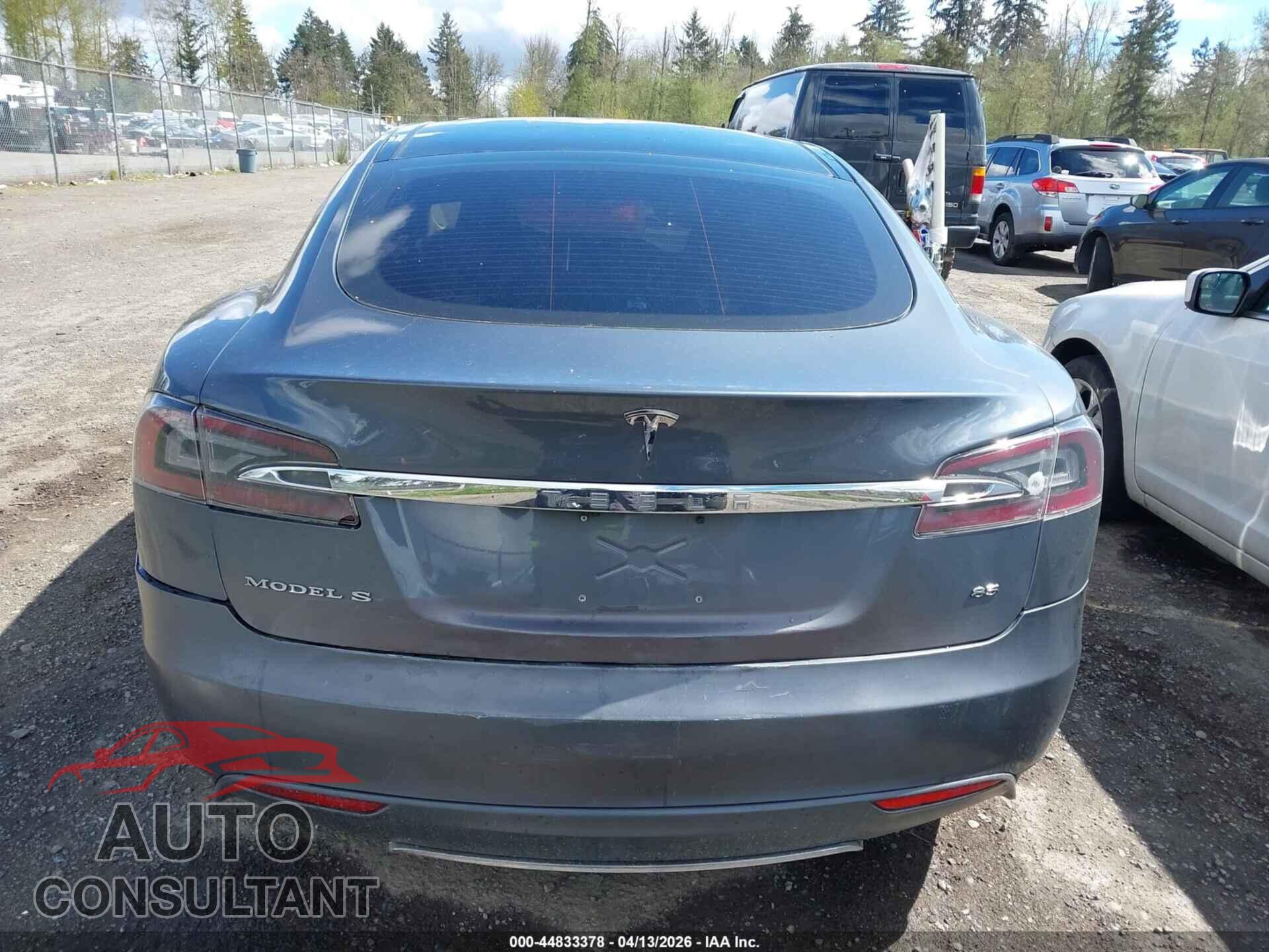 TESLA MODEL S 2013 - 5YJSA1CN4DFP13610
