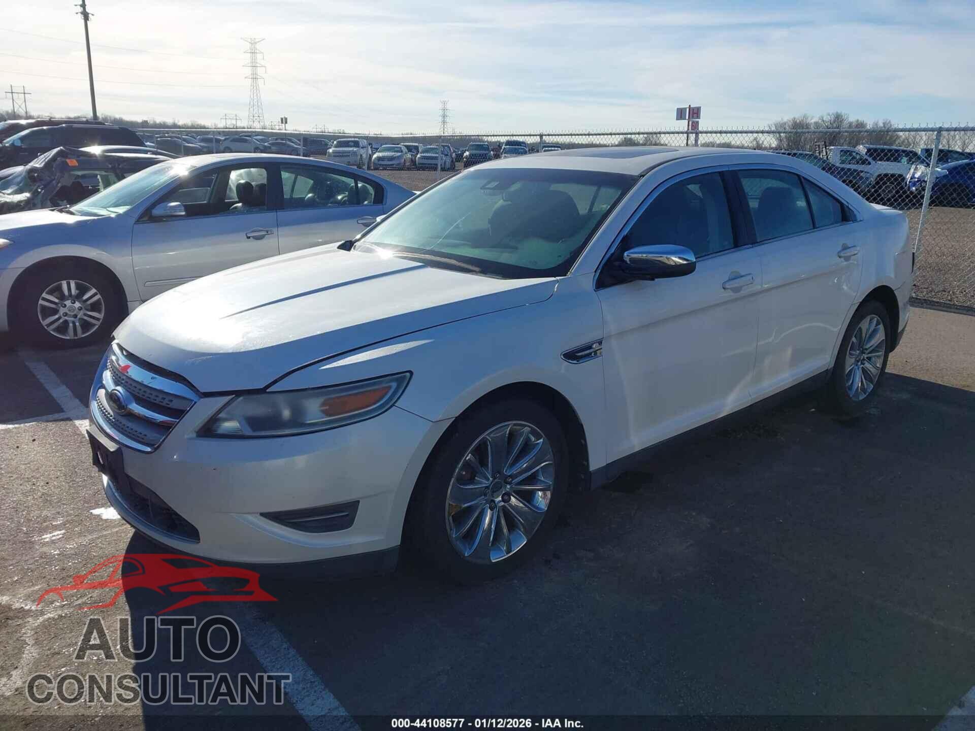 FORD TAURUS 2010 - 1FAHP2FW4AG108898