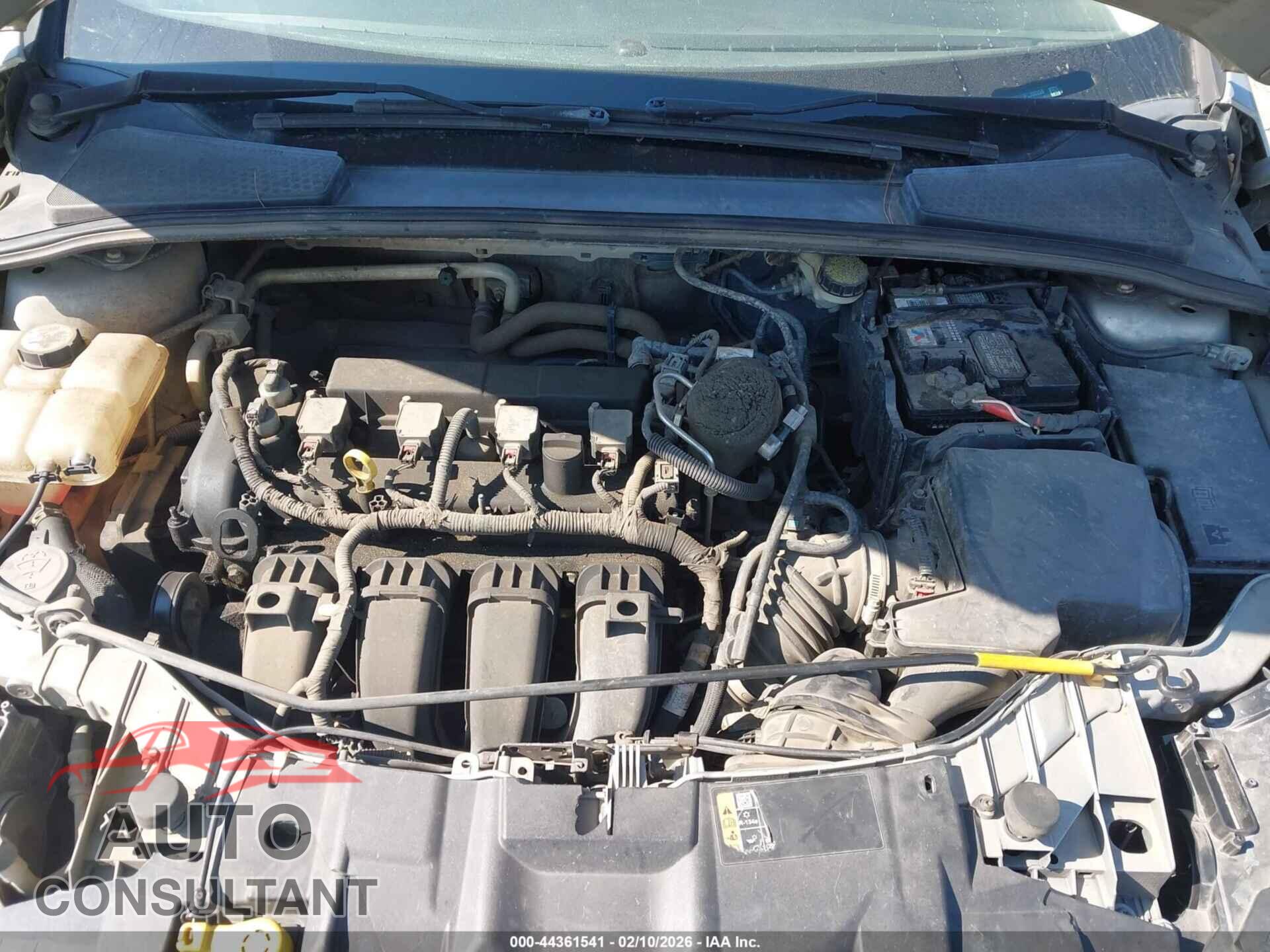 FORD FOCUS 2015 - 1FADP3F23FL200259
