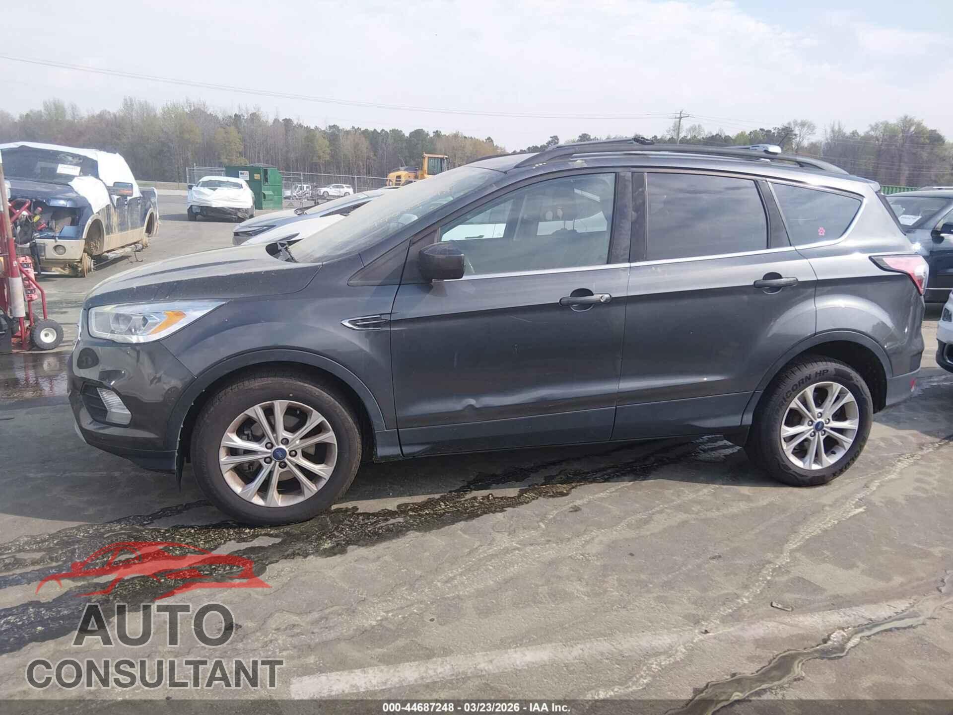 FORD ESCAPE 2018 - 1FMCU0HD1JUB19951