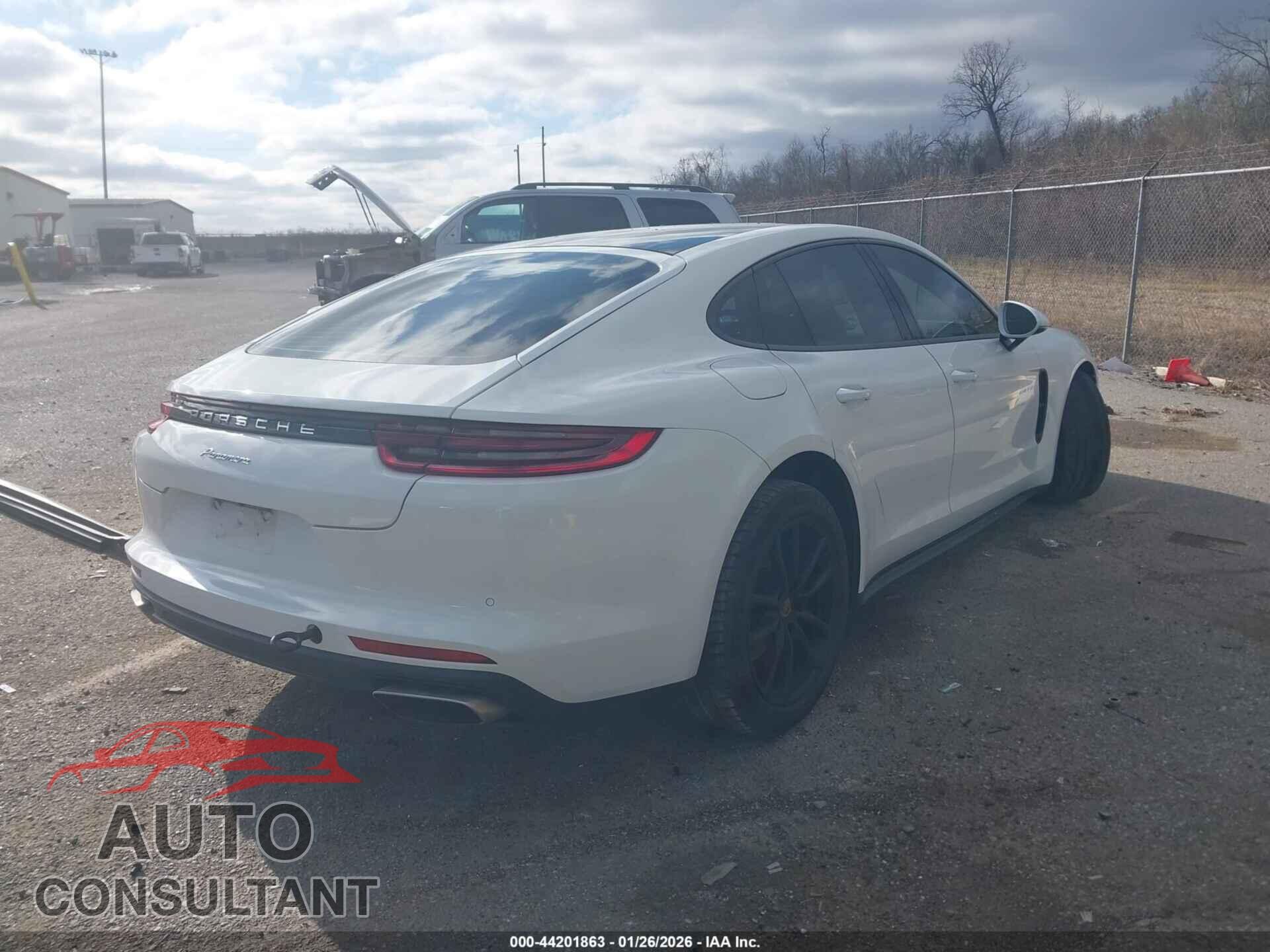 PORSCHE PANAMERA 2017 - WP0AA2A71HL102216