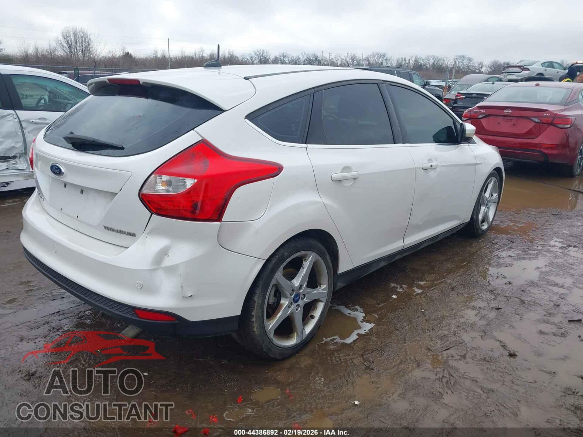 FORD FOCUS 2012 - 1FAHP3N25CL296295