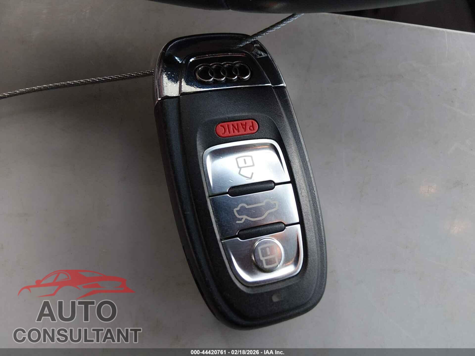 AUDI A6 2013 - WAUGFAFC5DN058972