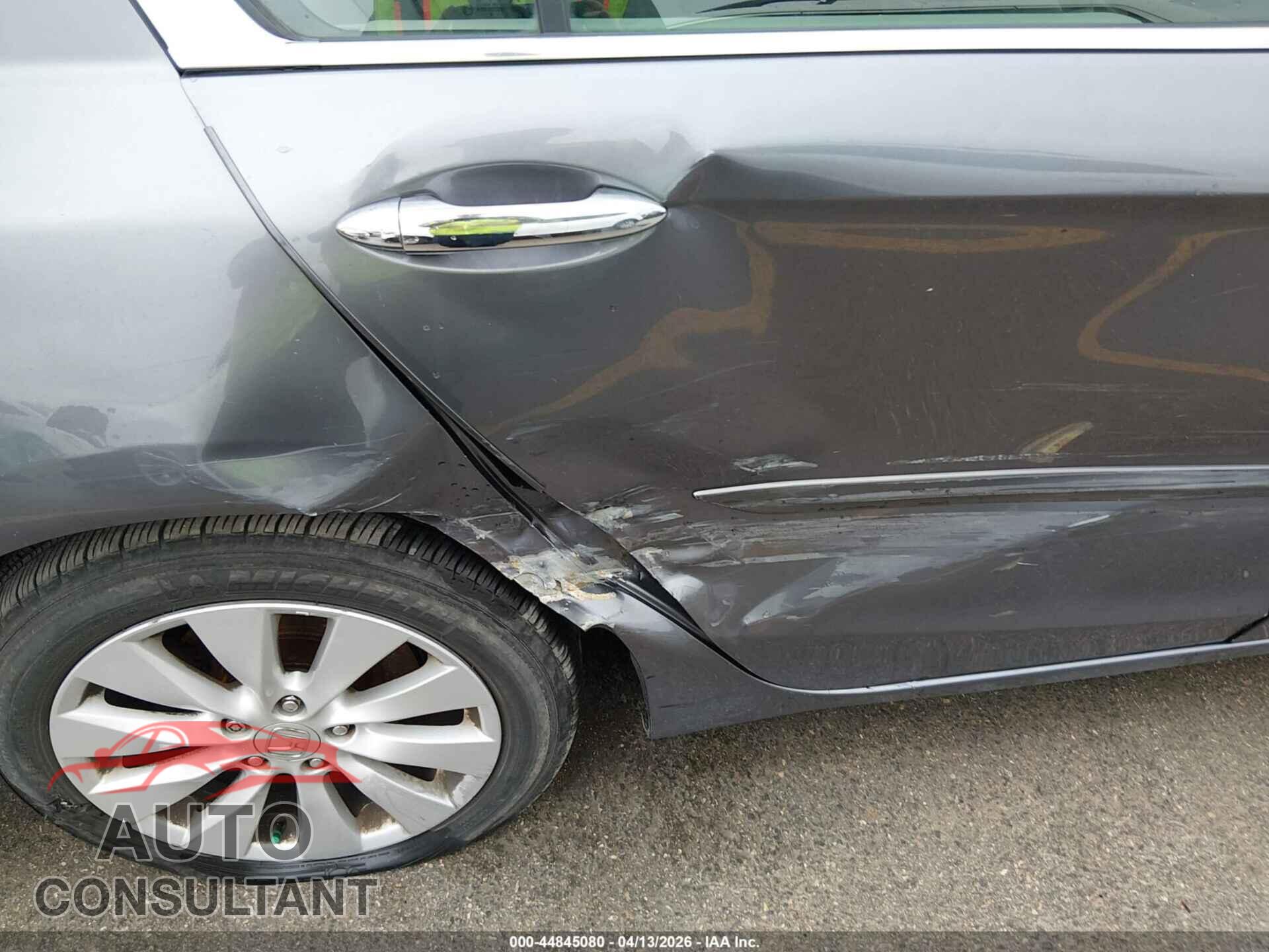 HONDA ACCORD 2013 - 1HGCR2F81DA170395