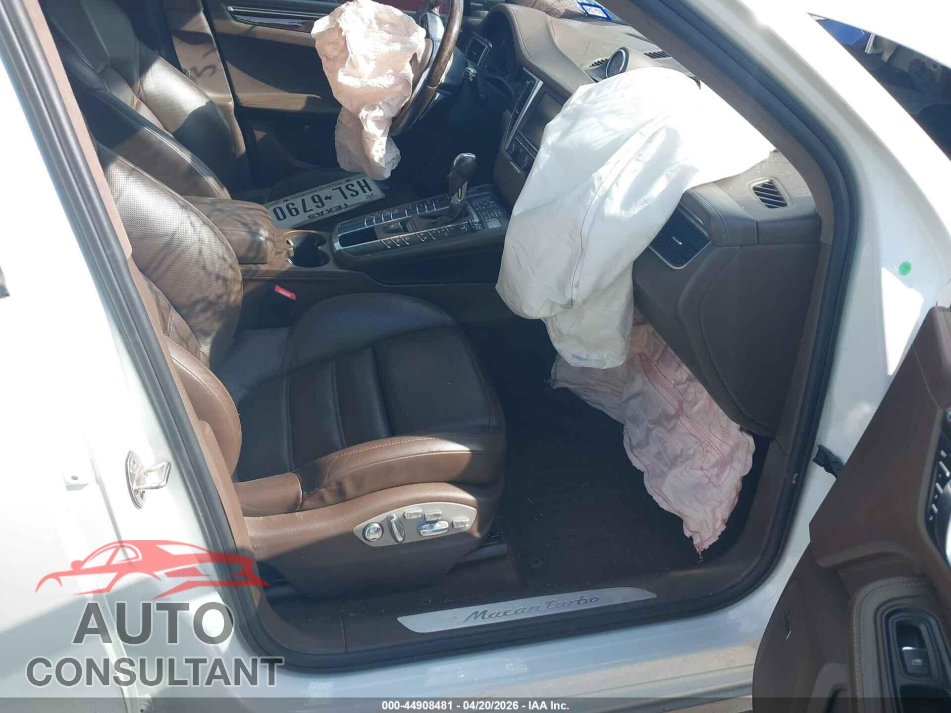 PORSCHE MACAN 2016 - WP1AF2A50GLB94500