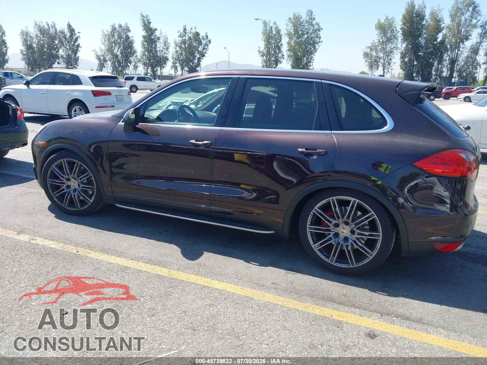 PORSCHE CAYENNE 2012 - WP1AC2A21CLA83401