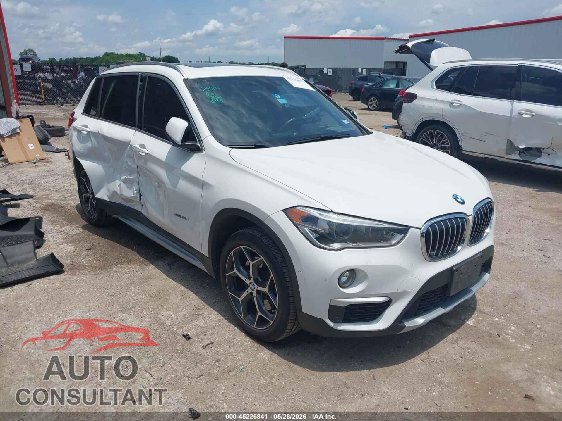 BMW X1 2016 - WBXHT3C30GP883524