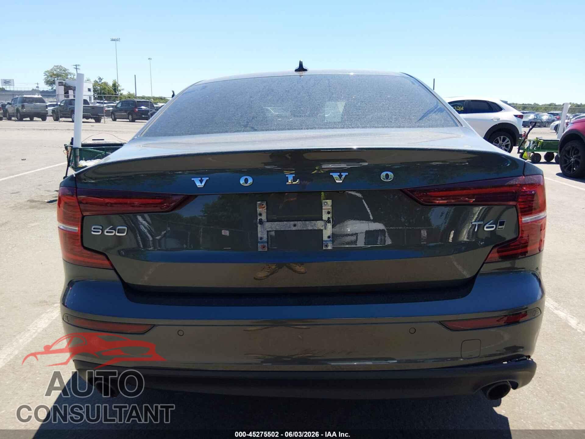 VOLVO S60 2019 - 7JRA22TK8KG007393