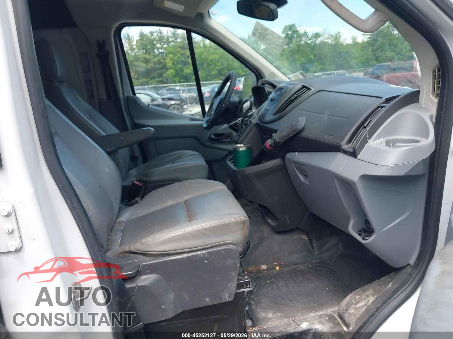 FORD TRANSIT-150 2016 - 1FTYE1ZM7GKB50833