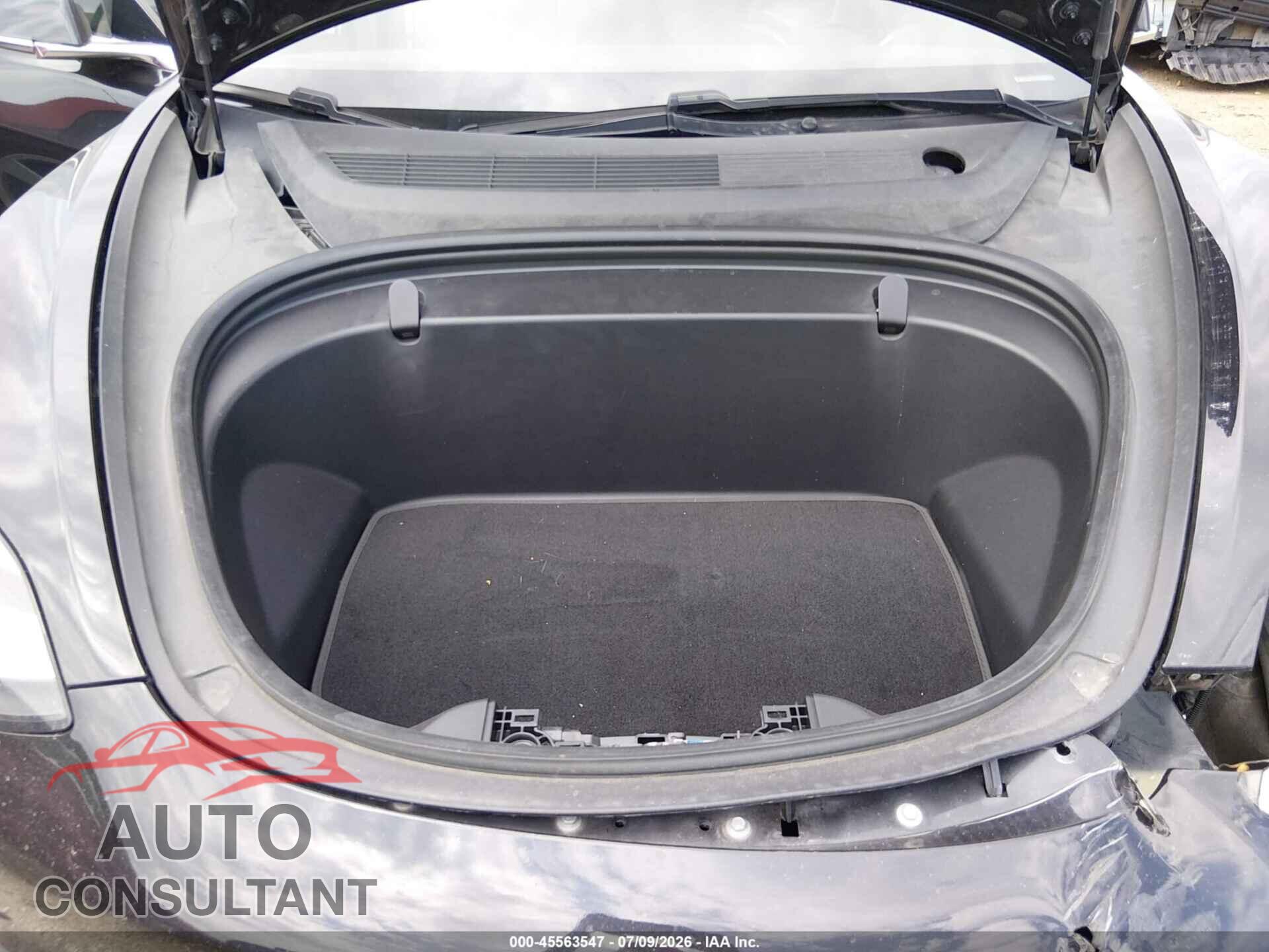TESLA MODEL 3 2018 - 5YJ3E1EB4JF098242