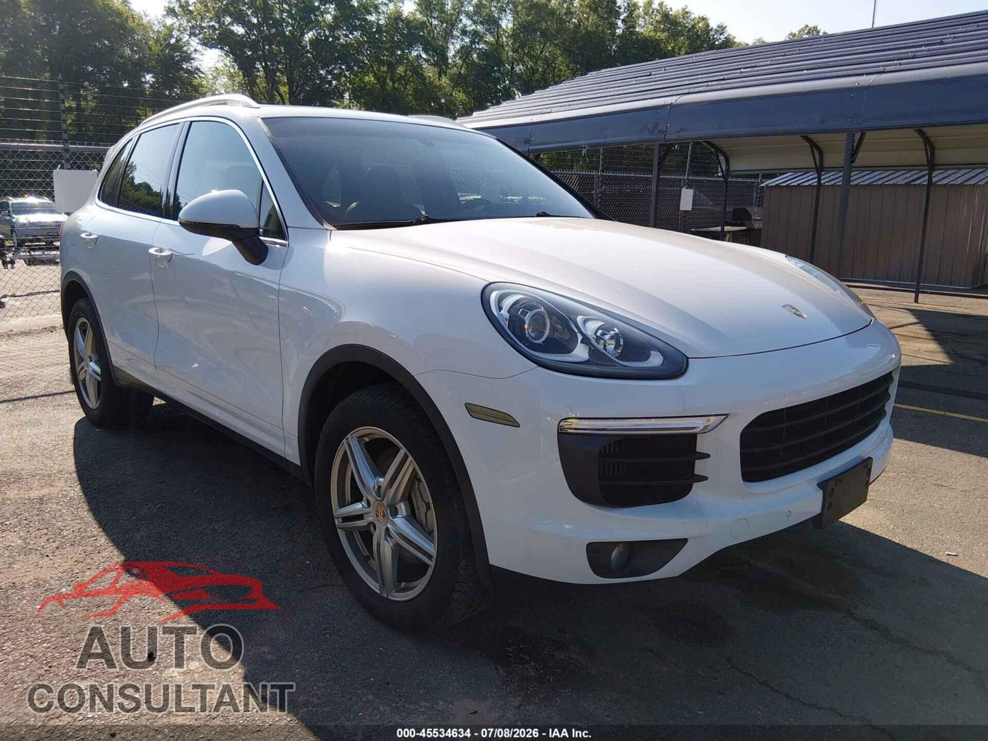 PORSCHE CAYENNE 2016 - WP1AB2A29GLA92131