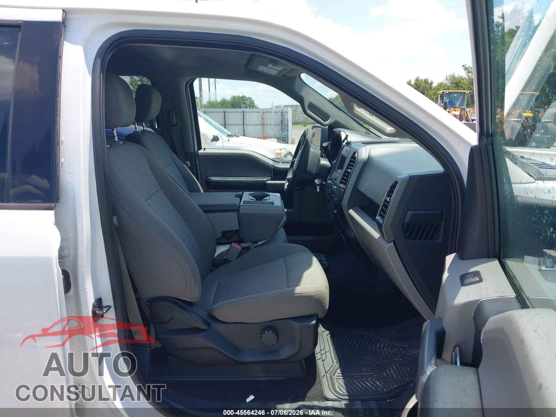 FORD F-150 2017 - 1FTEW1C89HFB12090