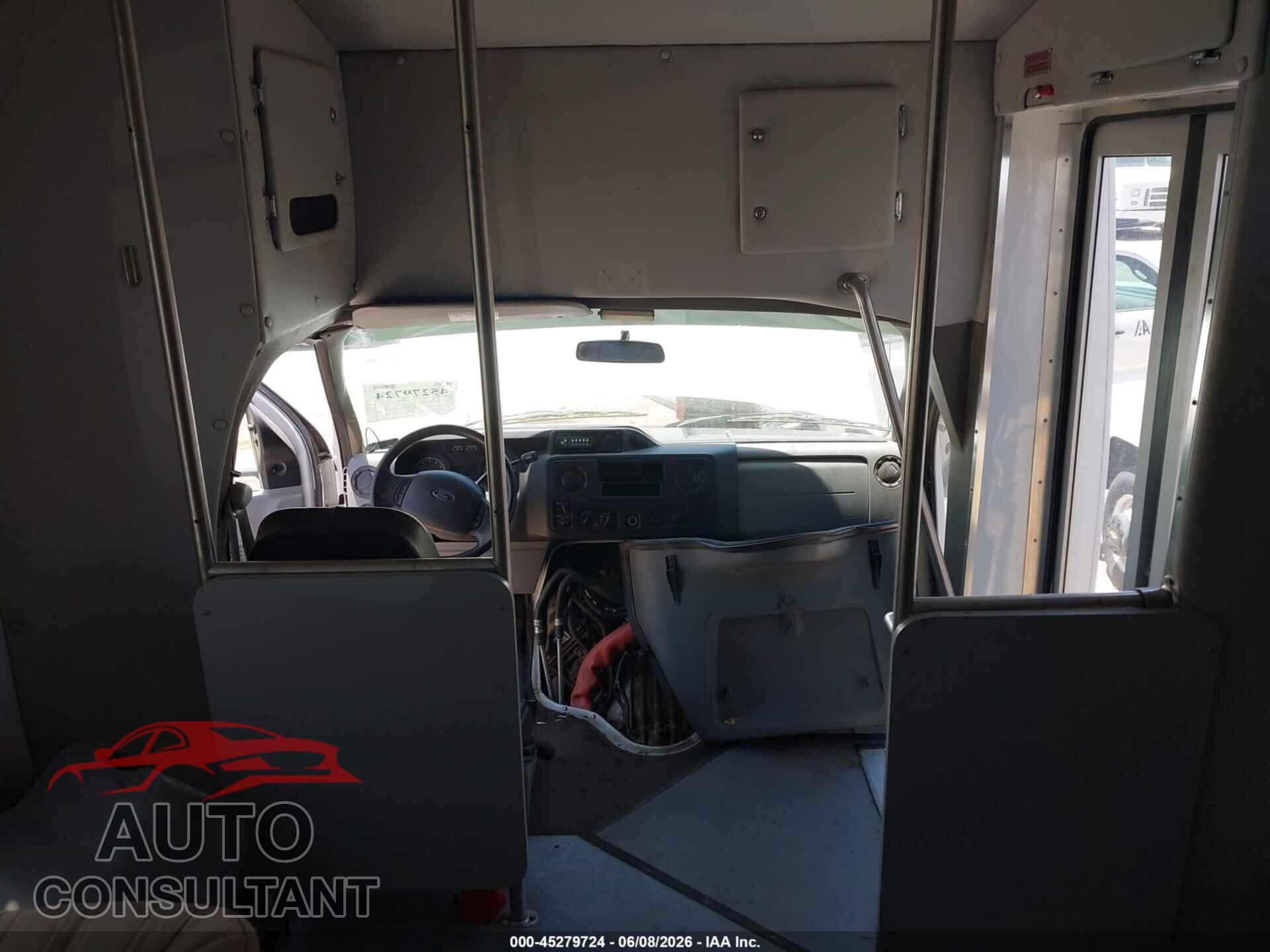 FORD E-450 CUTAWAY 2011 - 1FDFE4FS4BDB04736