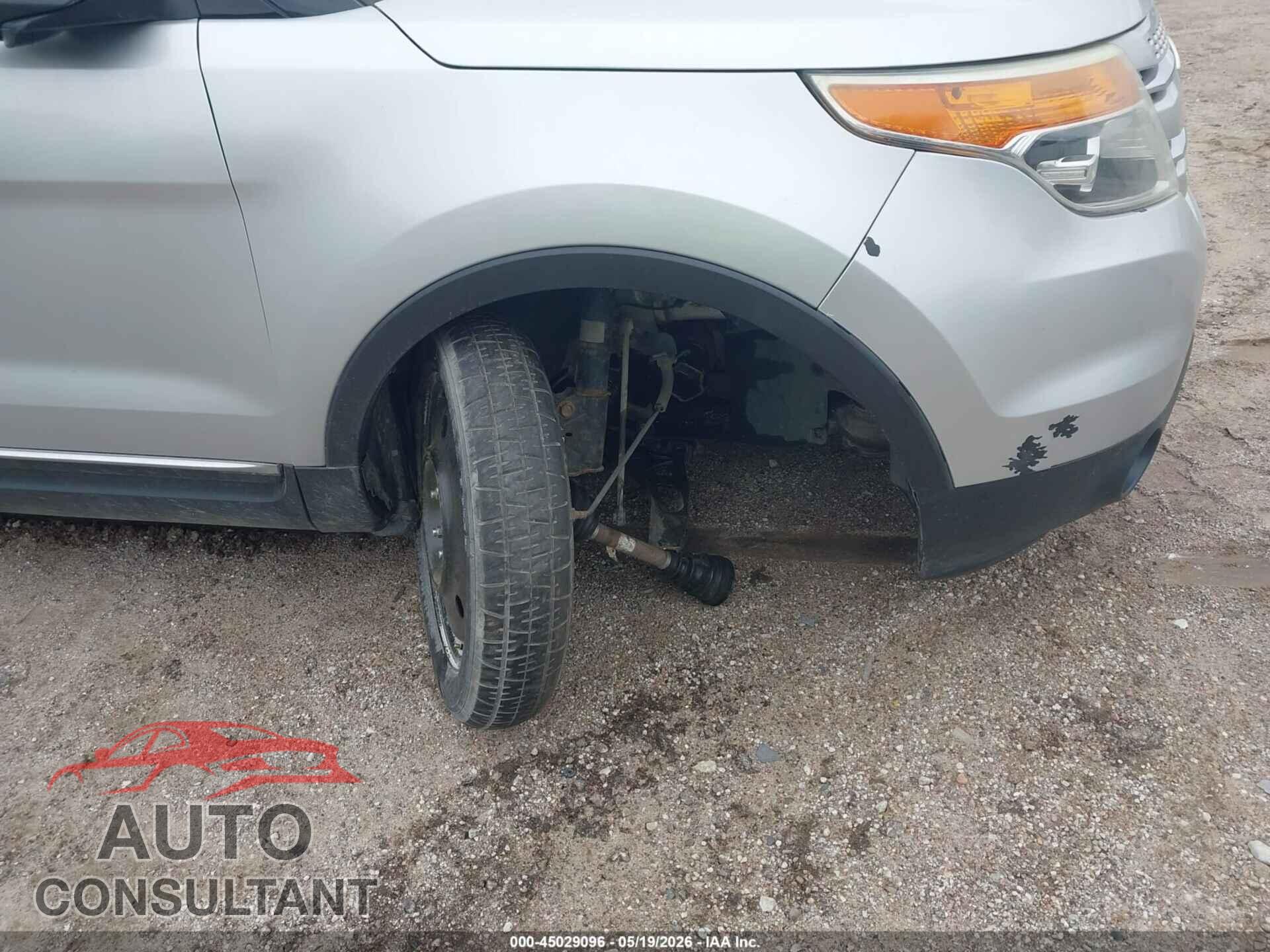 FORD EXPLORER 2013 - 1FM5K8D85DGC10262