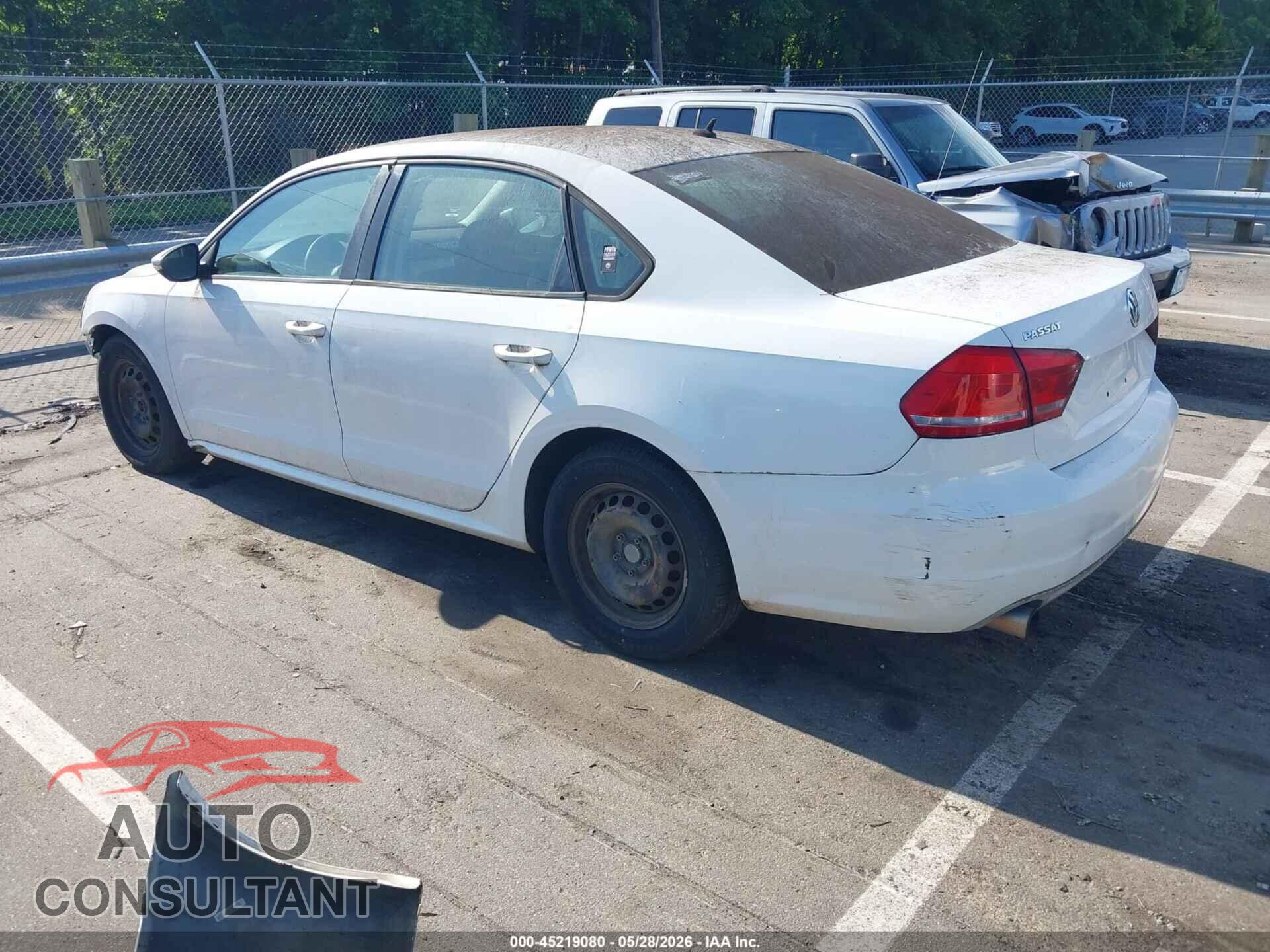 VOLKSWAGEN PASSAT 2012 - 1VWAP7A39CC004212