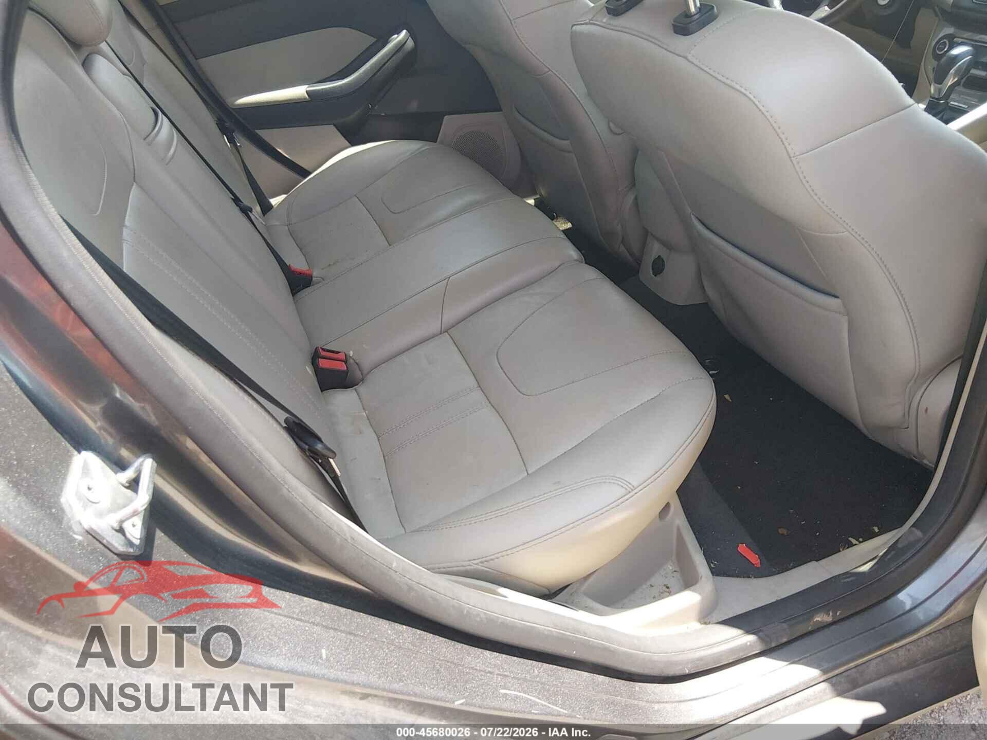 FORD FOCUS 2012 - 1FAHP3H23CL400374