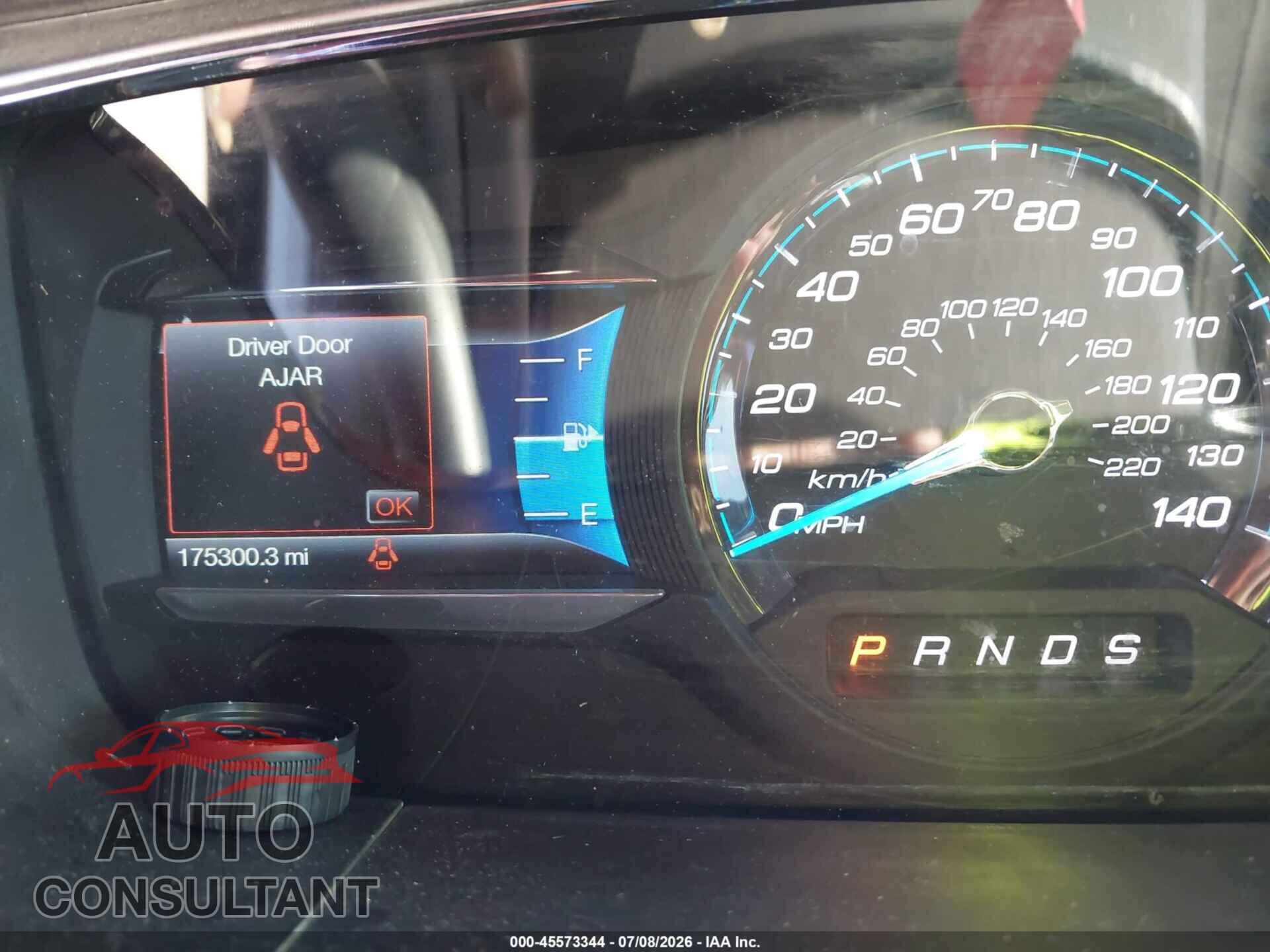 FORD TAURUS 2015 - 1FAHP2E80FG195192