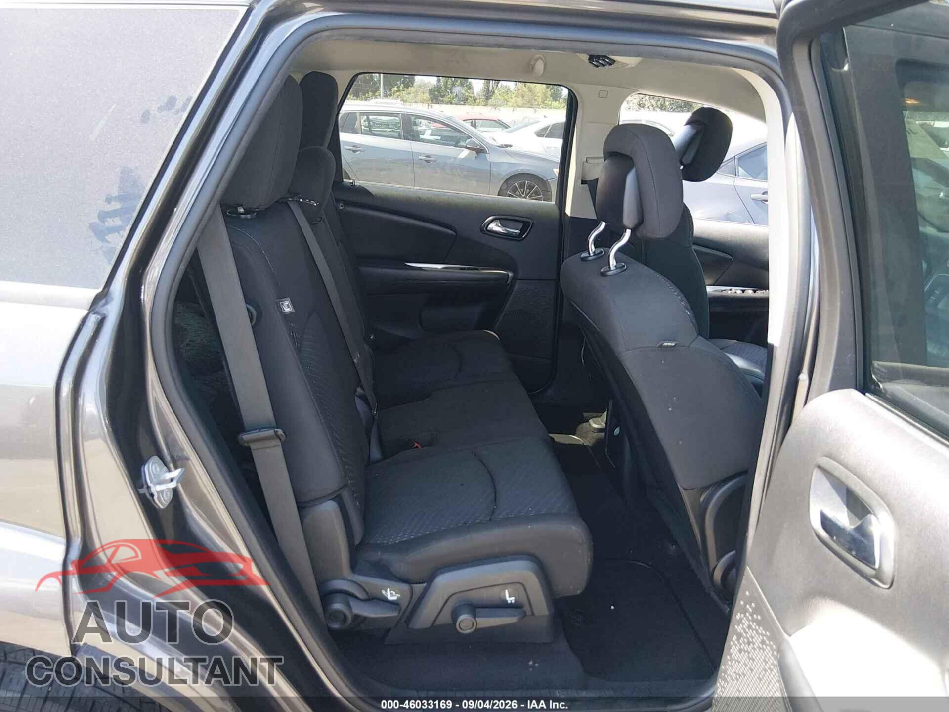 DODGE JOURNEY 2017 - 3C4PDCBG5HT511331