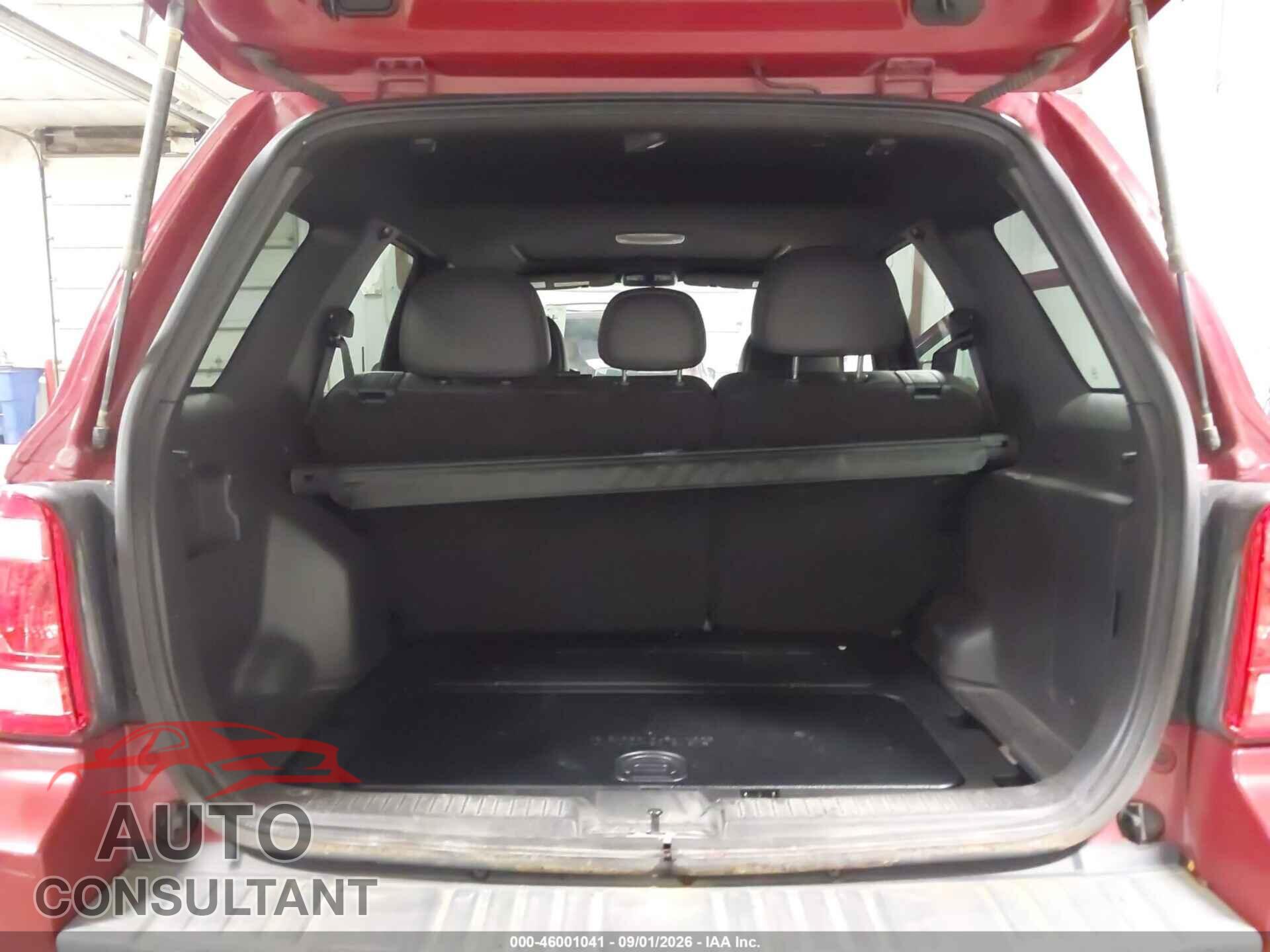 FORD ESCAPE 2011 - 1FMCU0EG7BKB89417