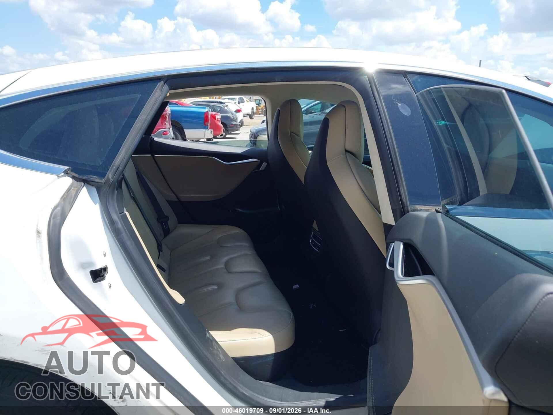 TESLA MODEL S 2017 - 5YJSA1E23HF201443