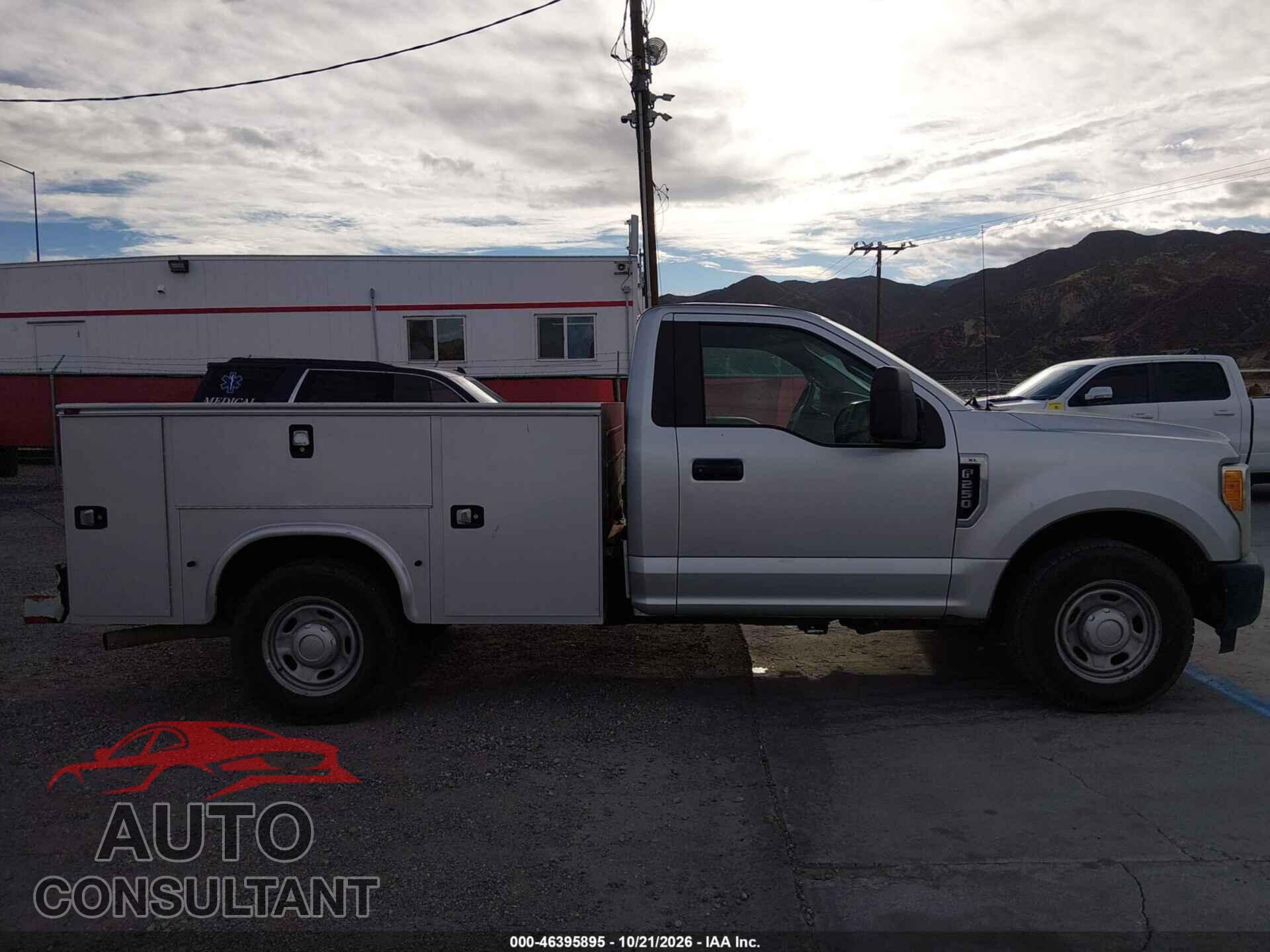 FORD F-250 2017 - 1FDBF2A61HEE09821