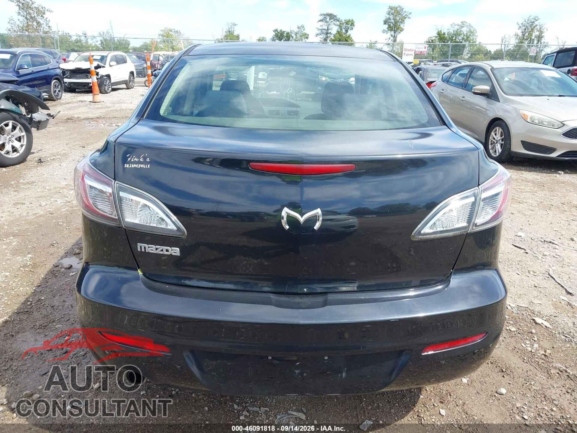 MAZDA MAZDA3 2012 - JM1BL1V86C1663138