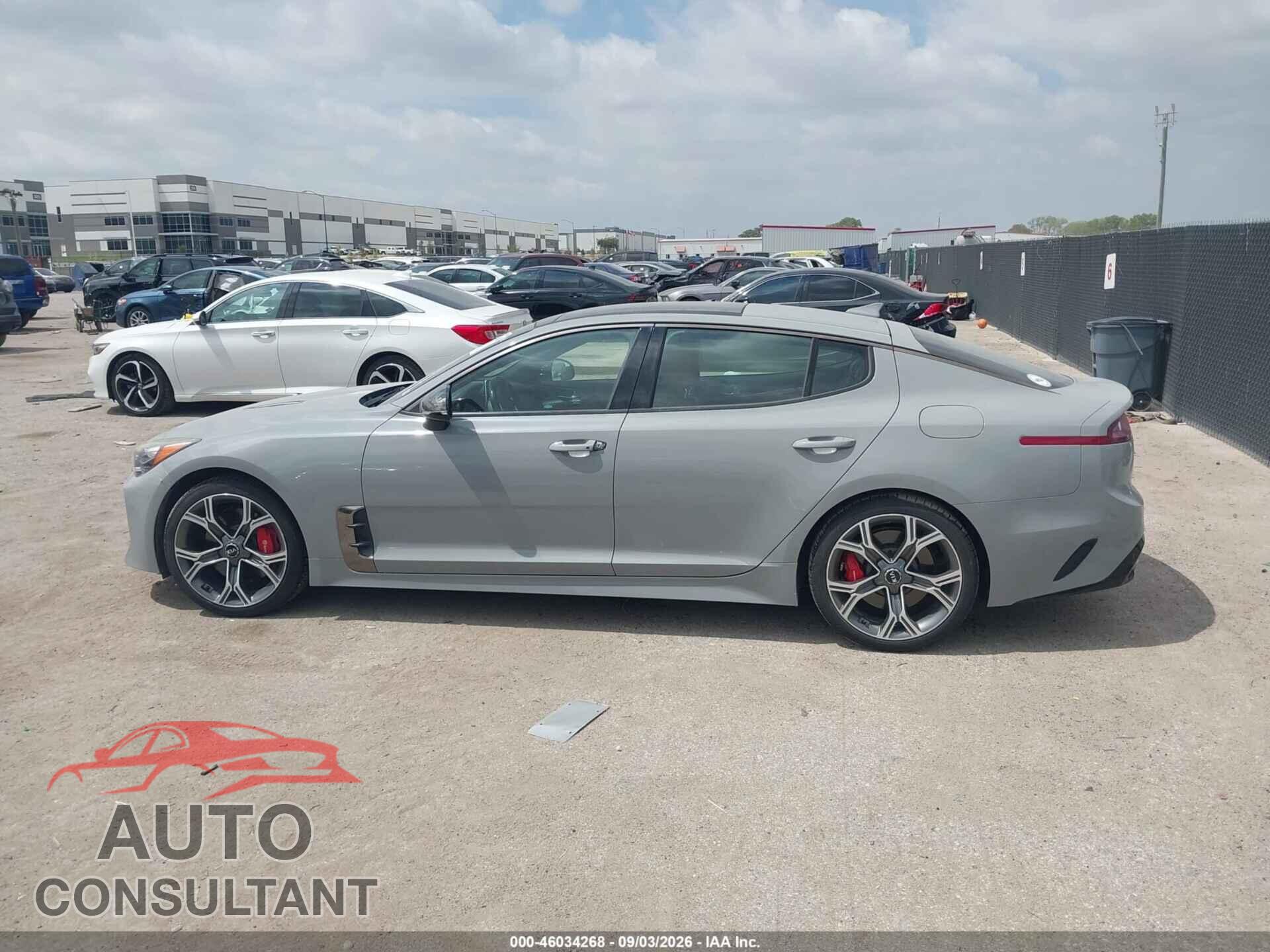 KIA STINGER 2018 - KNAE55LC0J6013627