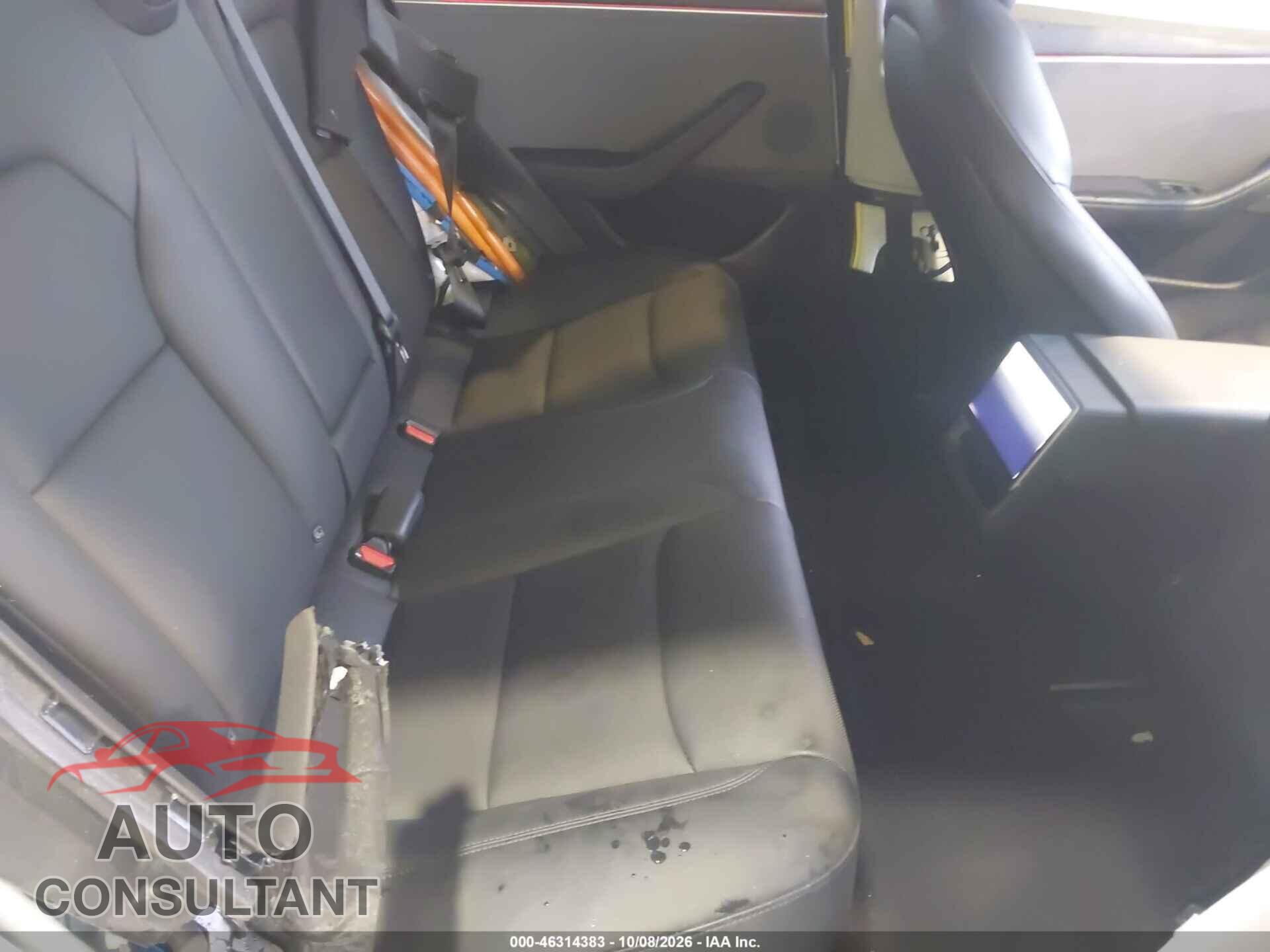 TESLA MODEL 3 2024 - 5YJ3E1EA2RF747331