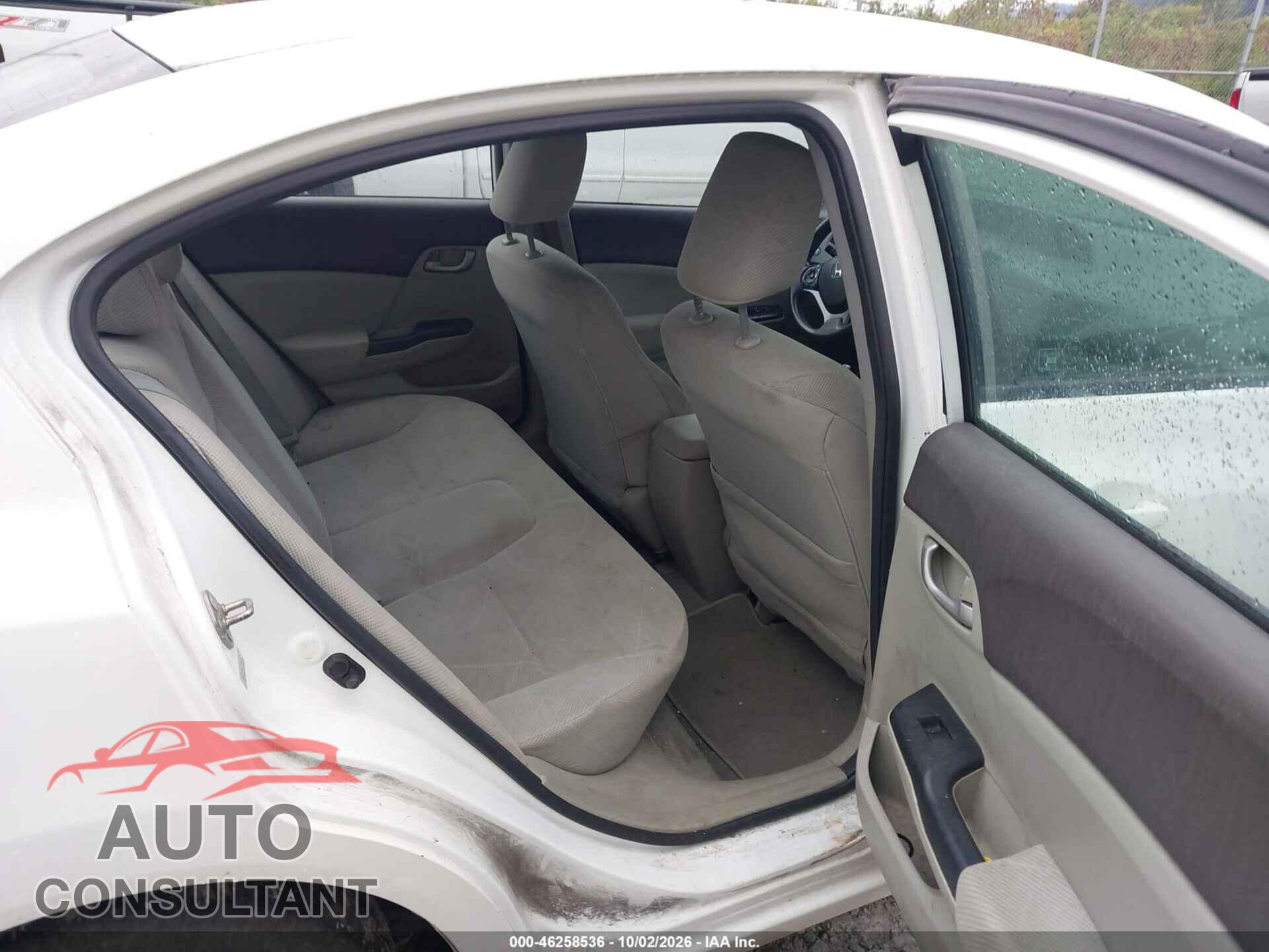 HONDA CIVIC 2012 - 2HGFB2F52CH306167