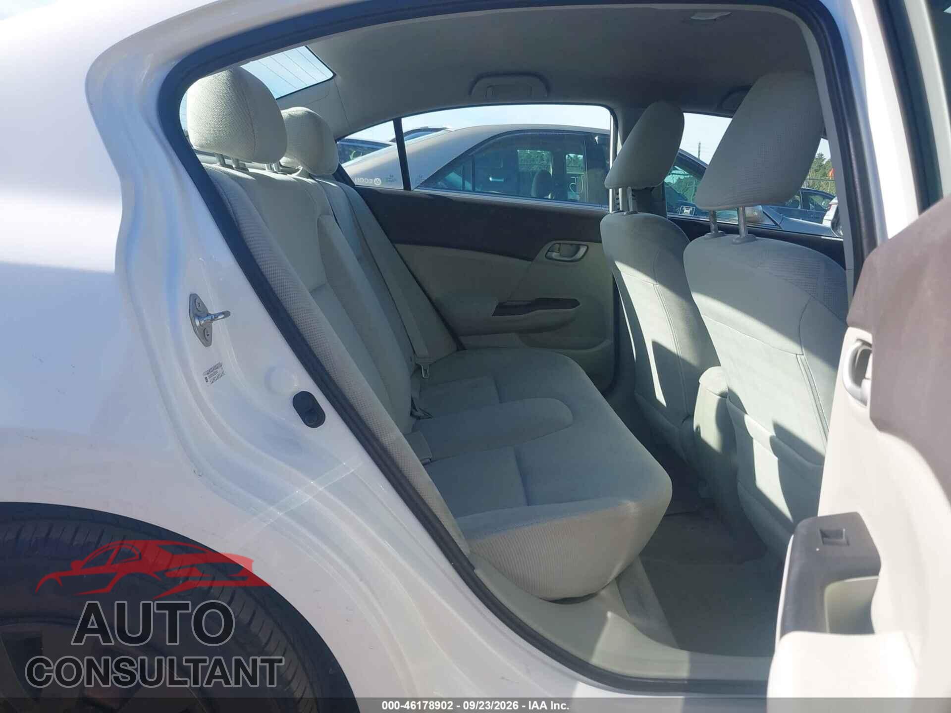 HONDA CIVIC 2012 - 2HGFB2F54CH558244