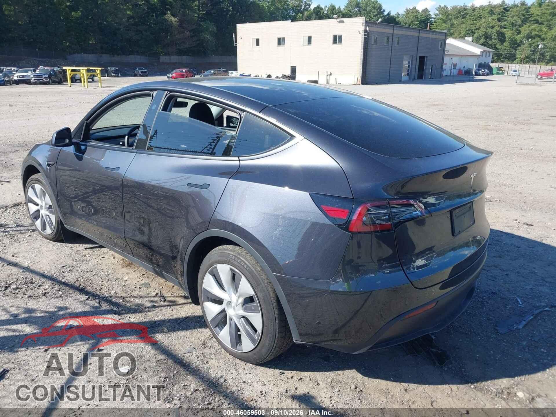TESLA MODEL Y 2024 - 7SAYGDED3RF092143