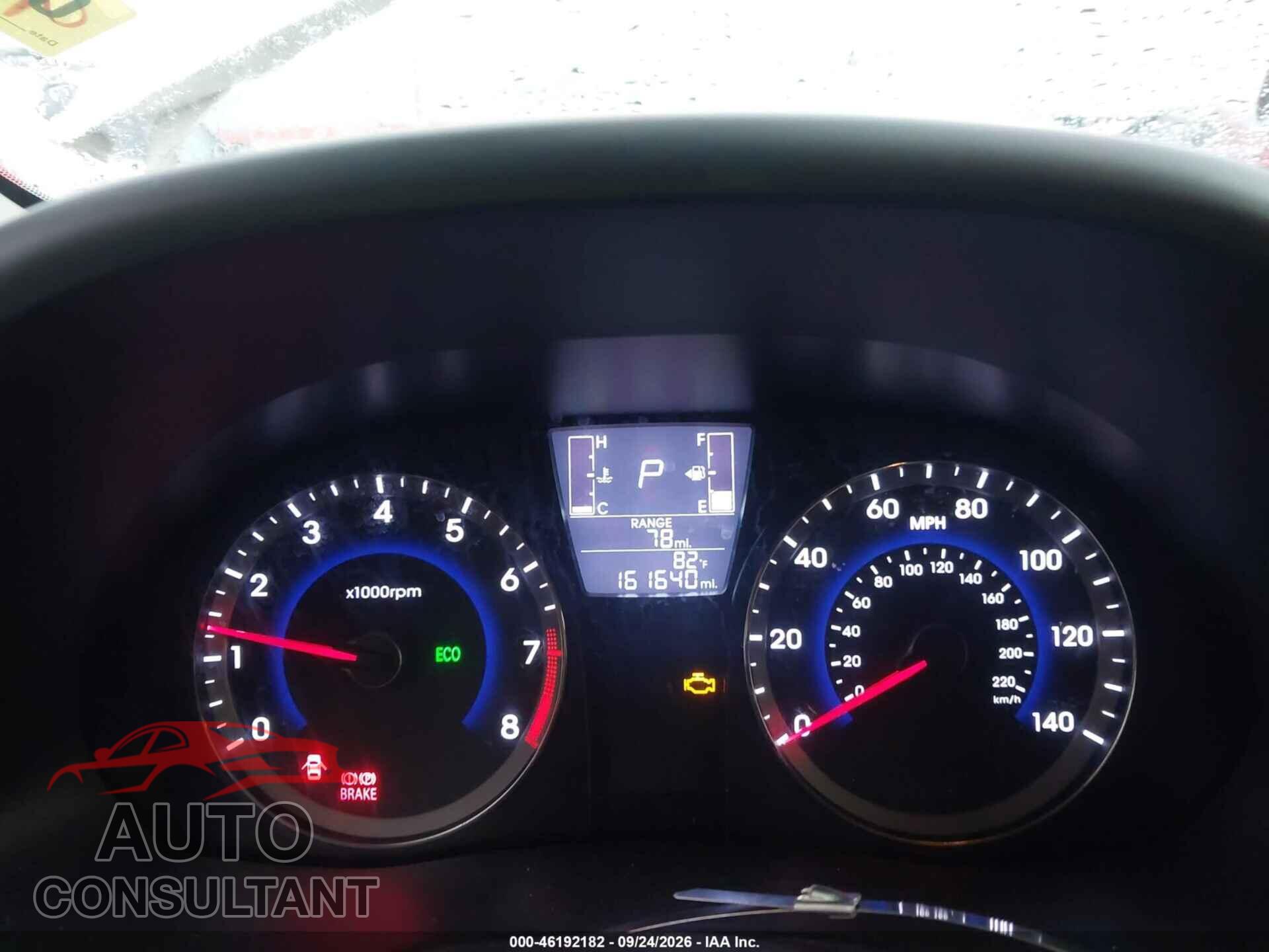 HYUNDAI ACCENT 2015 - KMHCU4AE2FU923824