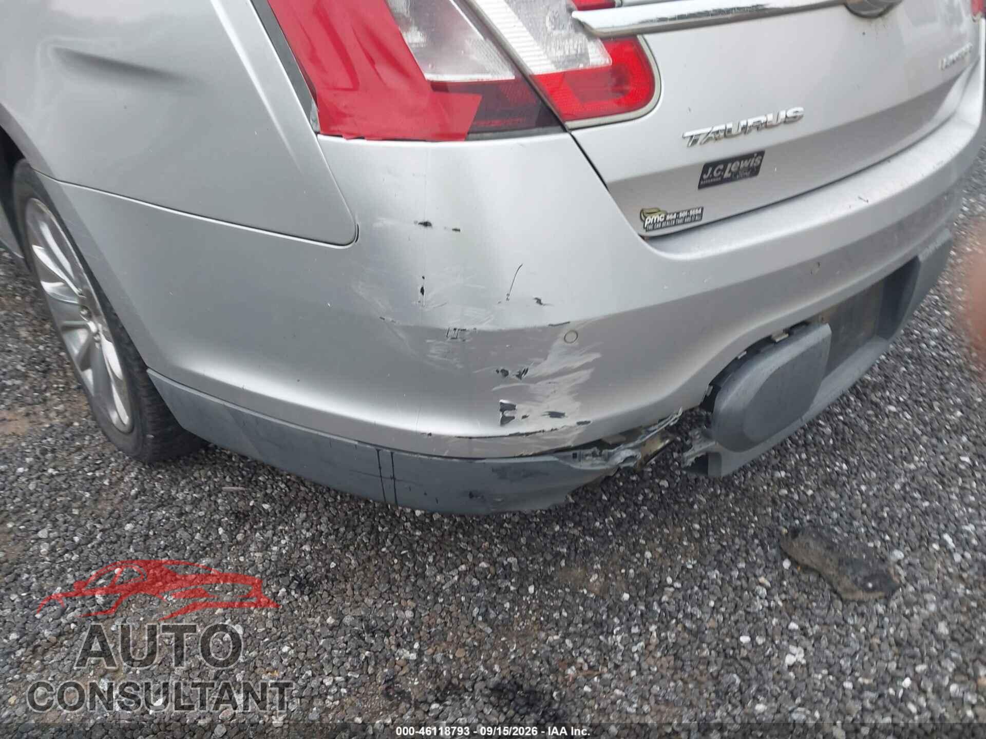 FORD TAURUS 2011 - 1FAHP2FW5BG176337