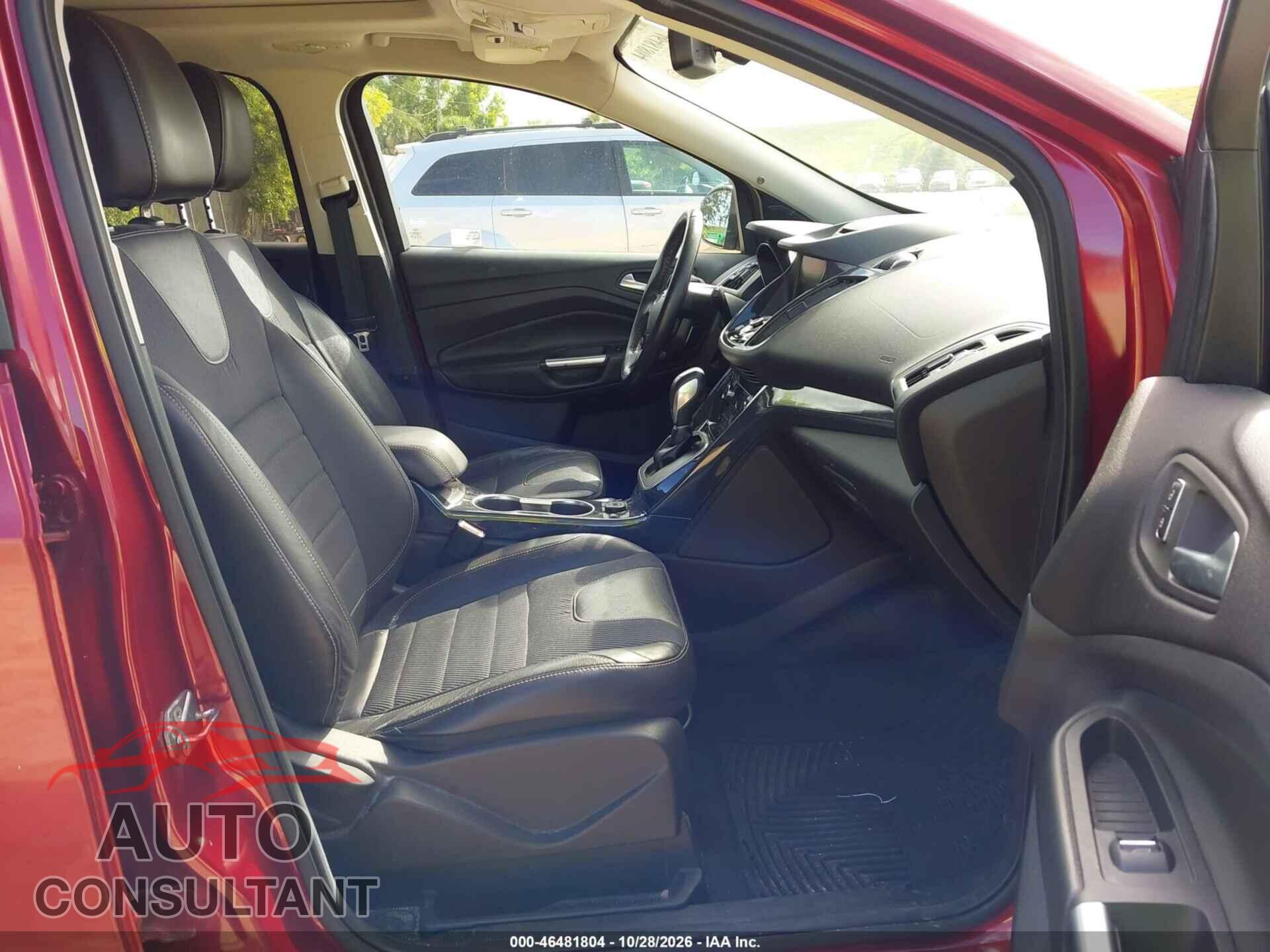 FORD ESCAPE 2013 - 1FMCU0J95DUB60772