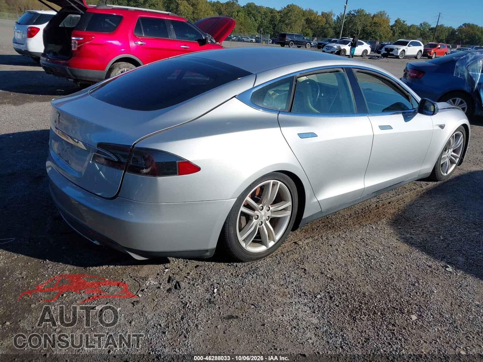 TESLA MODEL S 2013 - 5YJSA1DG4DFP03790