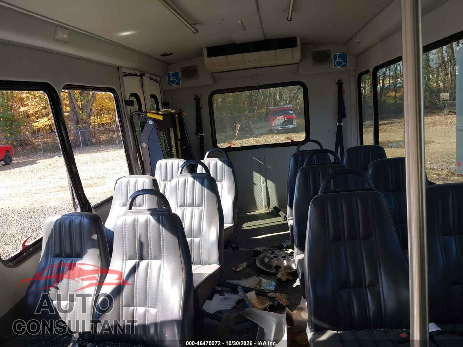 FORD E-350 CUTAWAY 2013 - 1FDEE3FL5DDB30862
