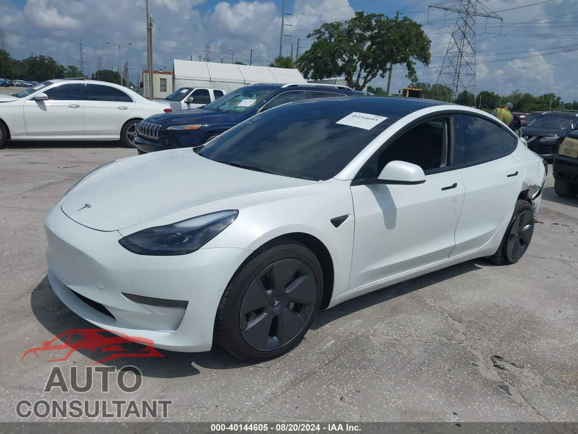 TESLA MODEL 3 2022 - 5YJ3E1EA5NF186200