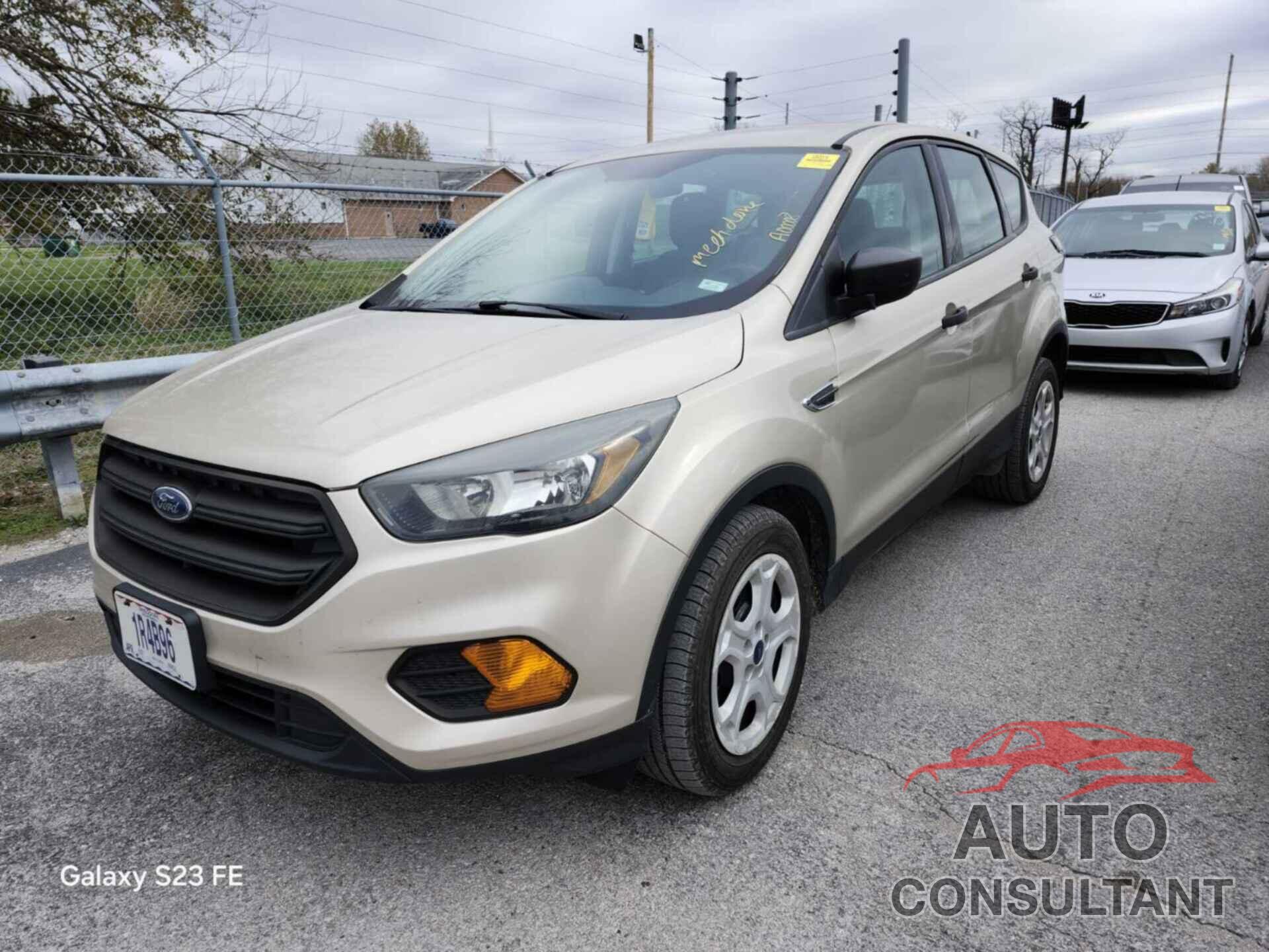 FORD ESCAPE 2018 - 1FMCU0F72JUA30676