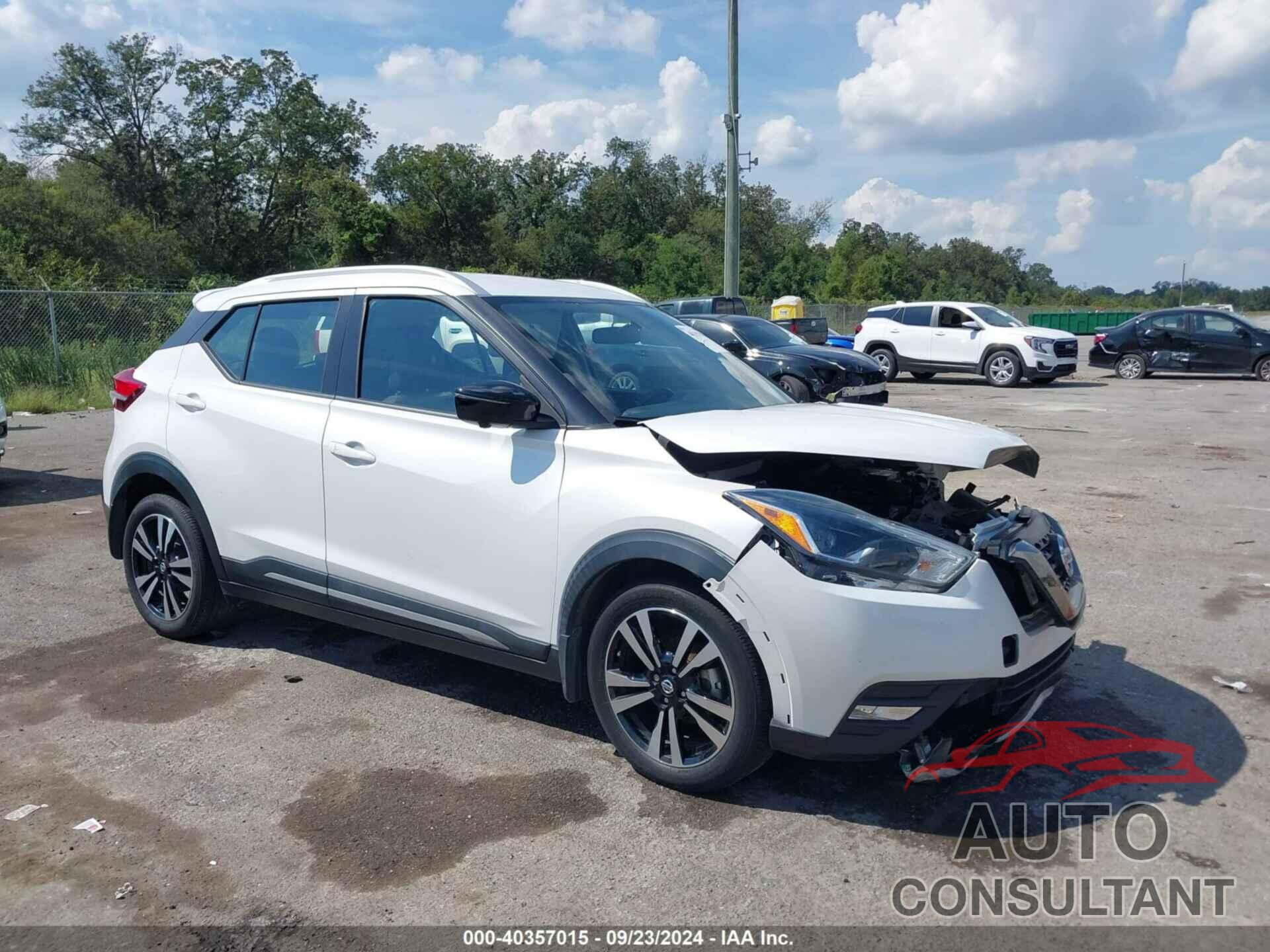 NISSAN KICKS 2019 - 3N1CP5CU1KL524447