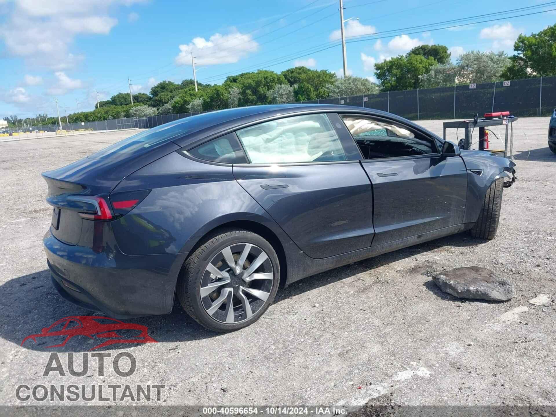 TESLA MODEL 3 2024 - 5YJ3E1EA2RF751069