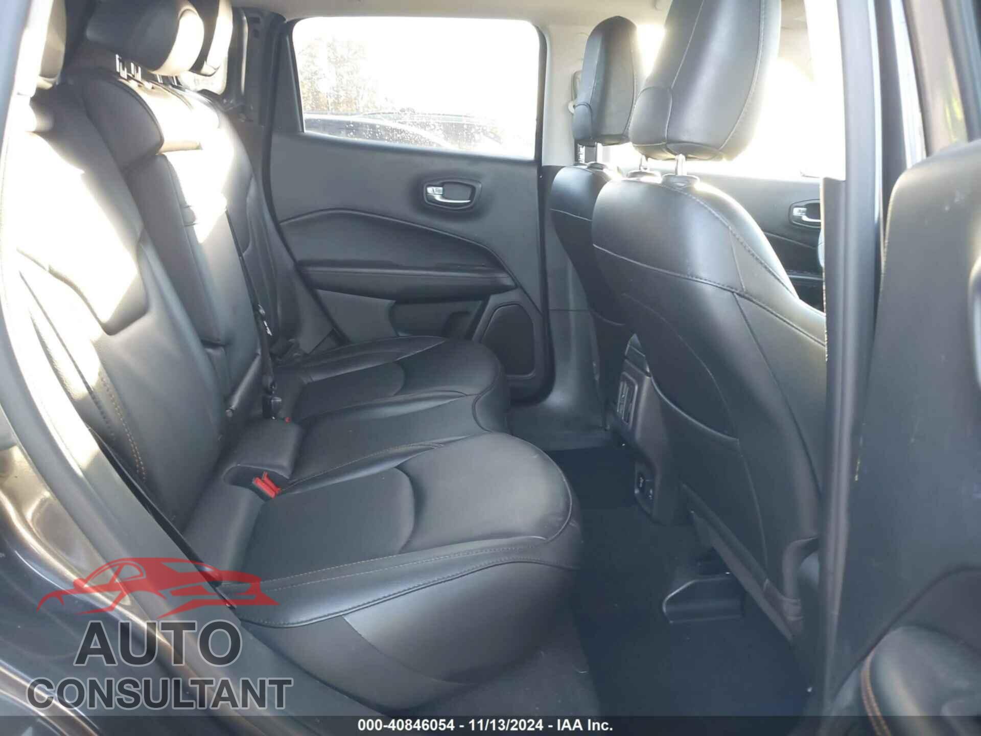 JEEP COMPASS 2019 - 3C4NJDCB3KT747654