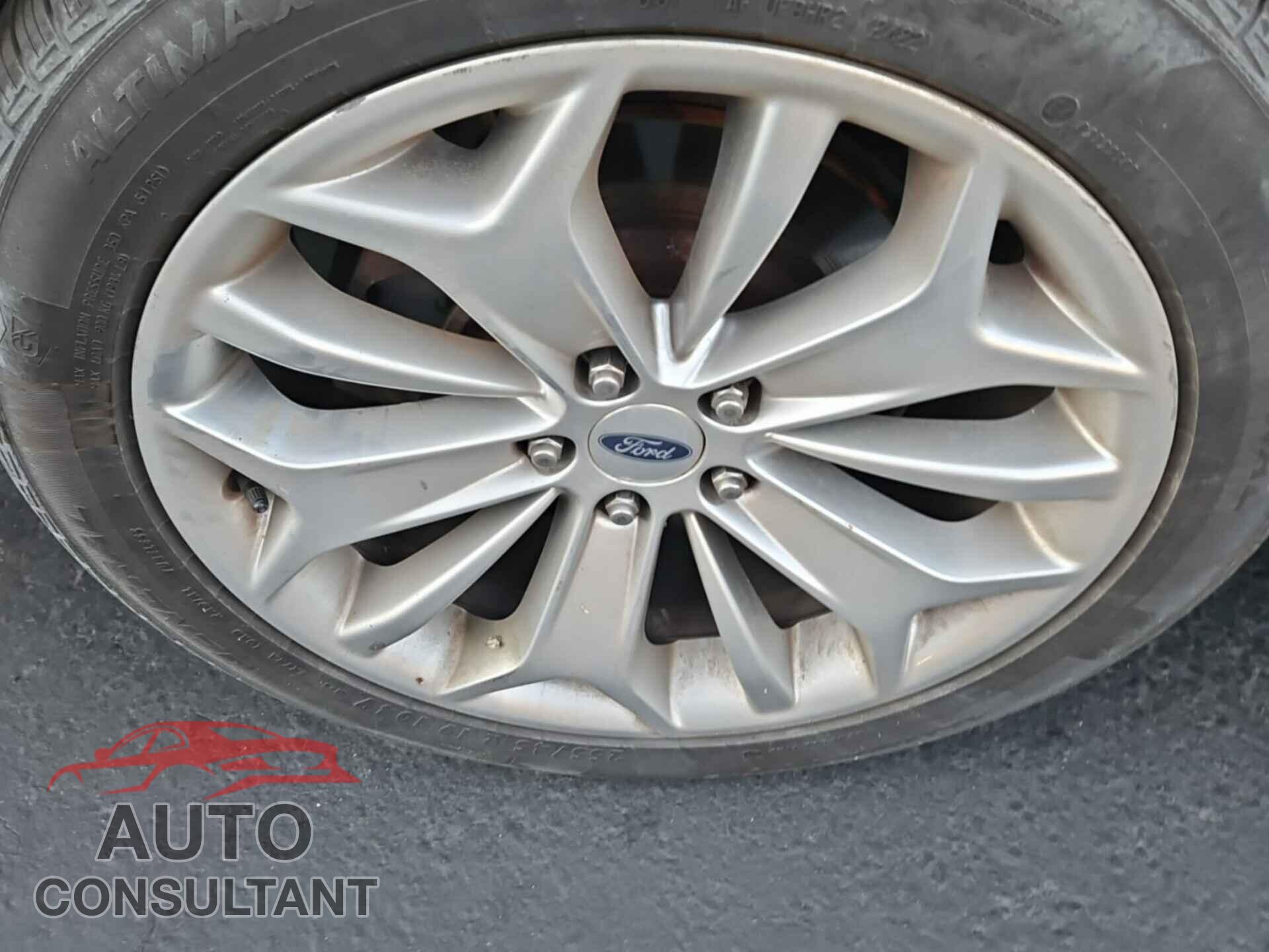 FORD TAURUS 2017 - 1FAHP2F87HG109927