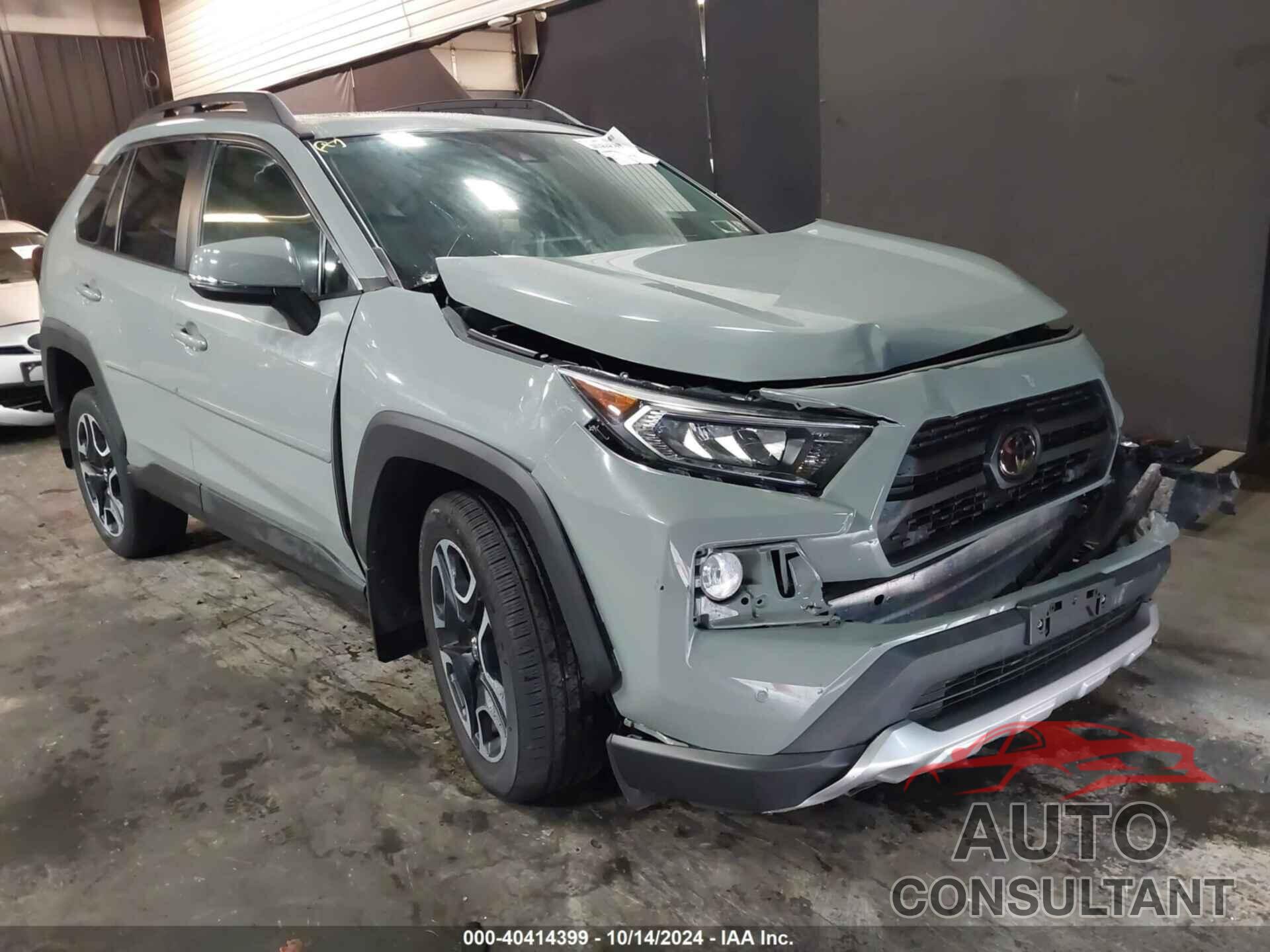 TOYOTA RAV4 2019 - 2T3J1RFV7KW017160