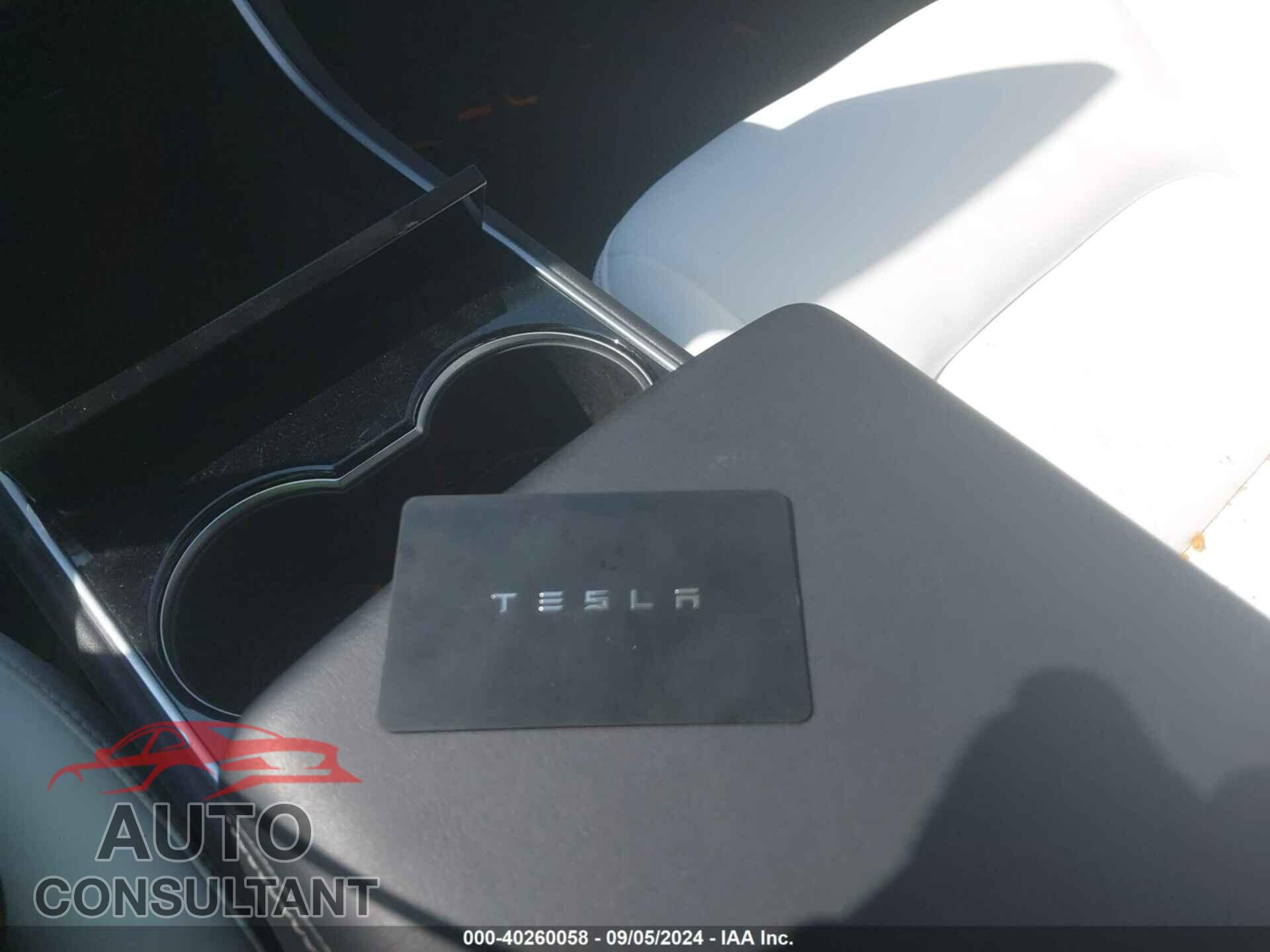 TESLA MODEL 3 2018 - 5YJ3E1EB2JF101283