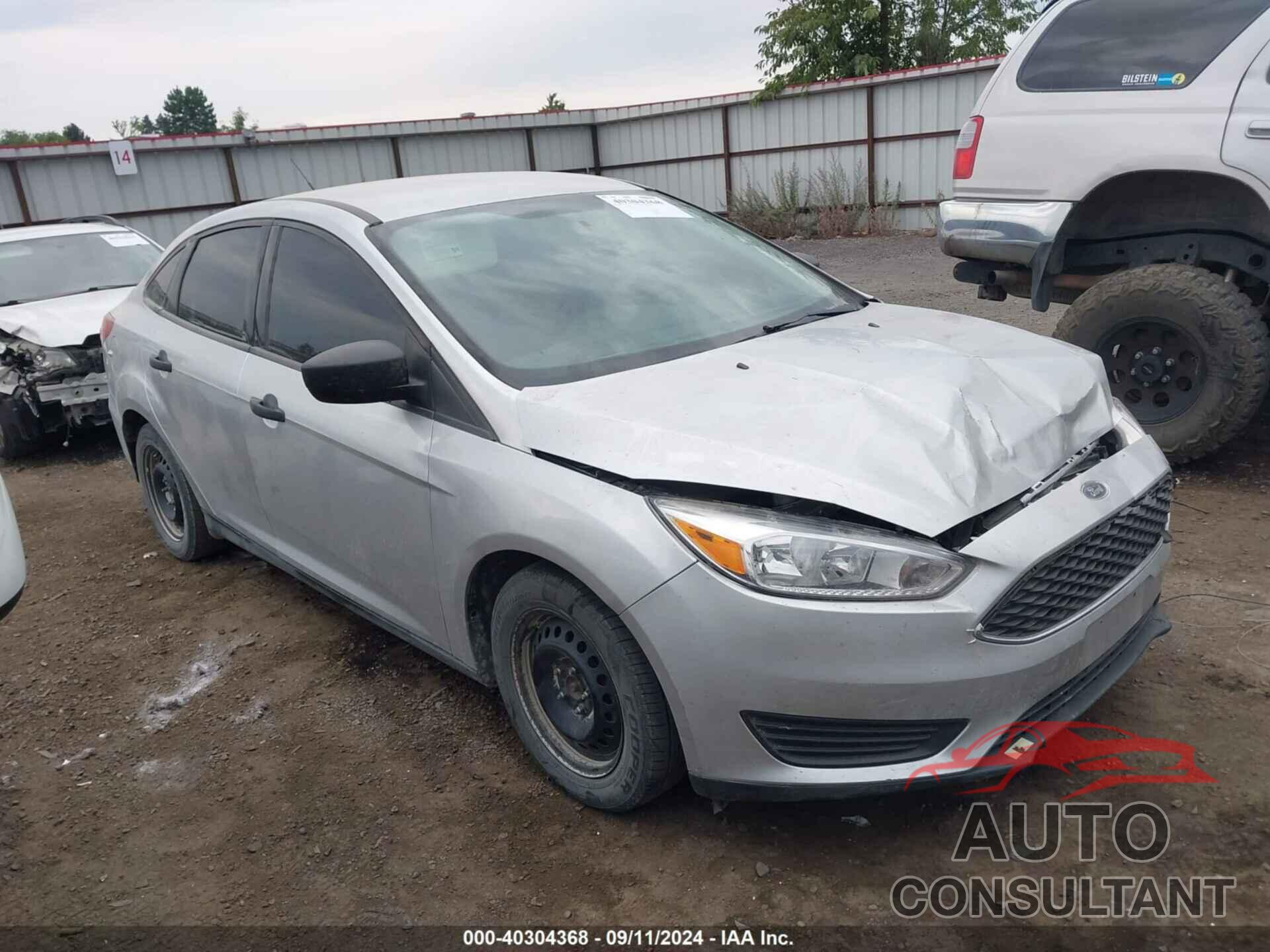 FORD FOCUS 2018 - 1FADP3E28JL297467